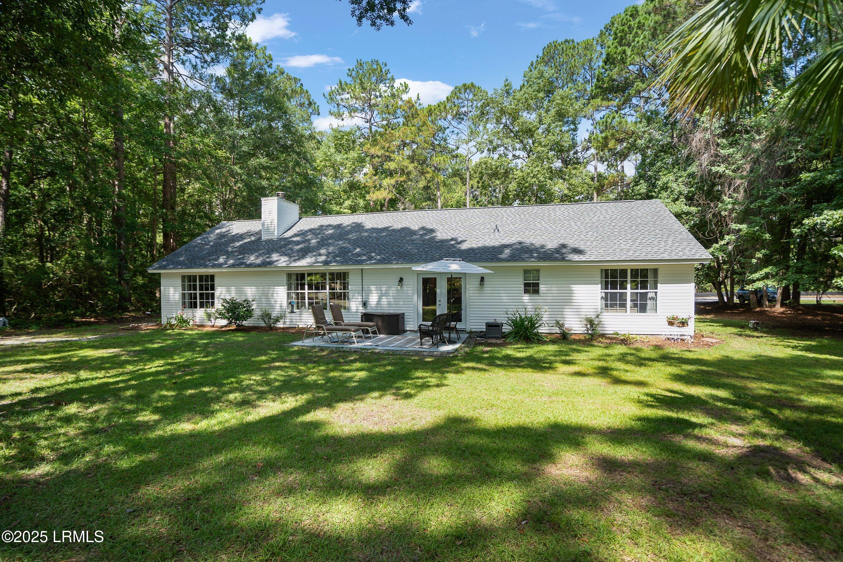 24 Thomas Sumter Street