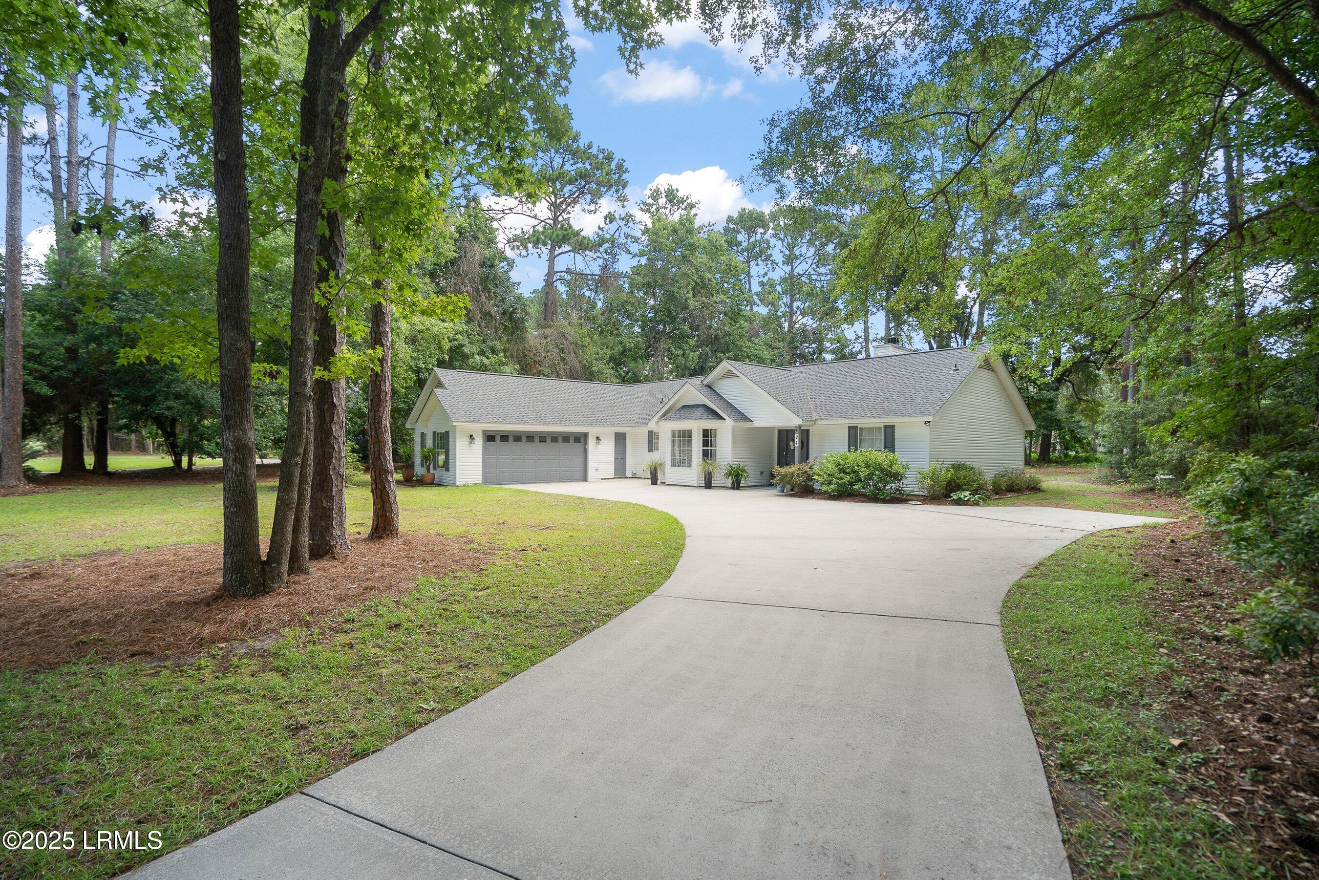 24 Thomas Sumter Street