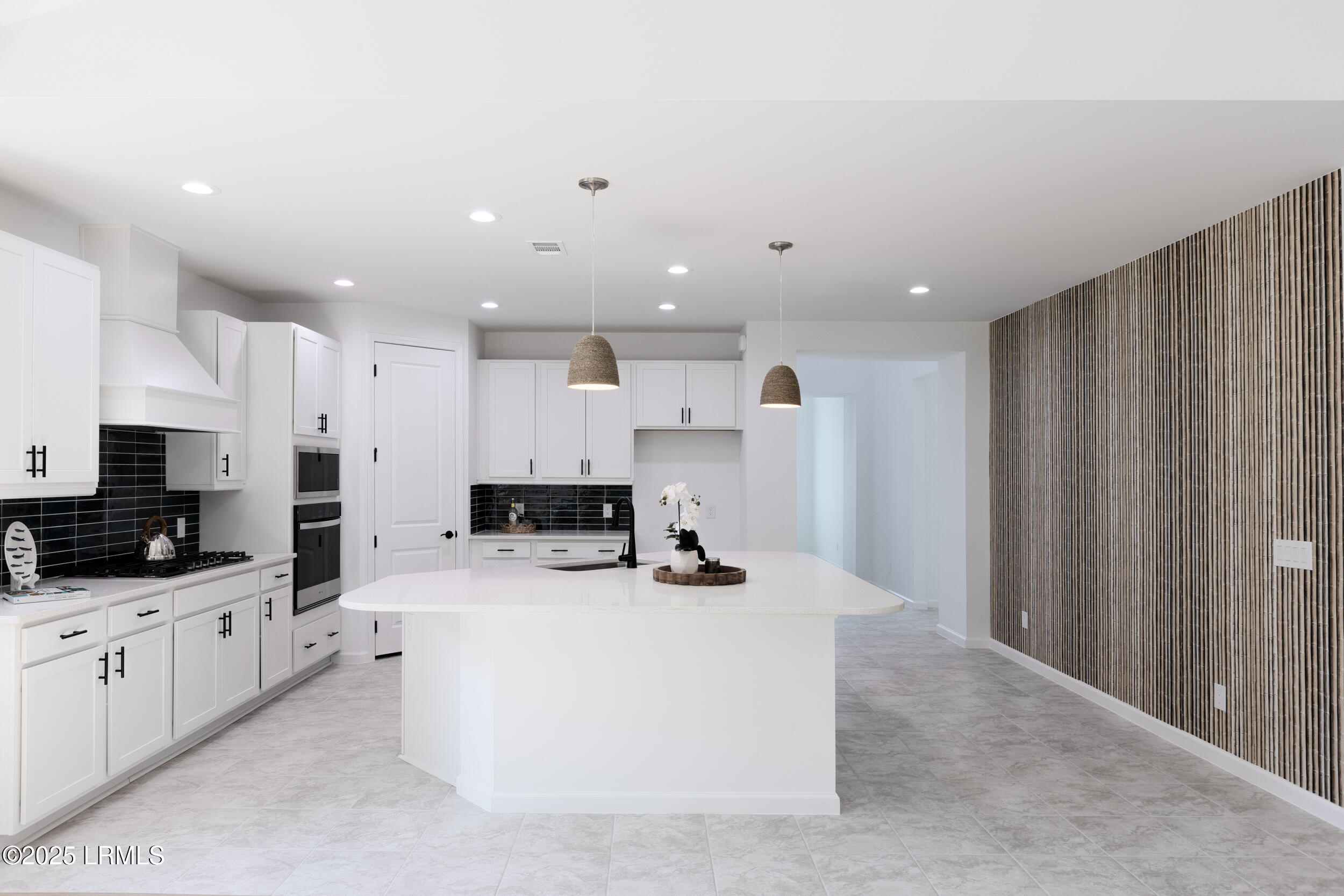 510 Horizon Court