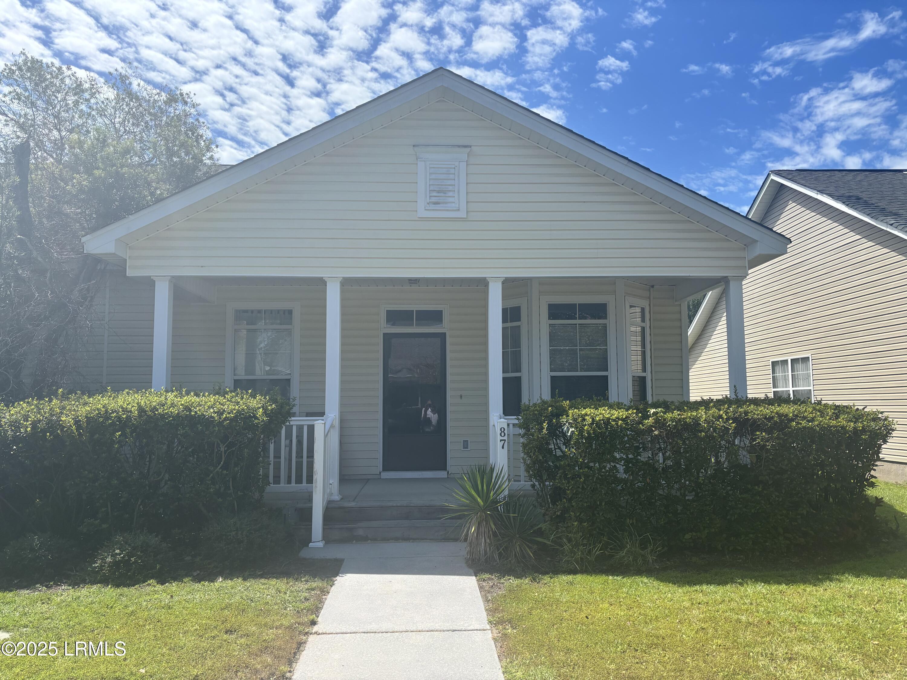 87 3rd Avenue