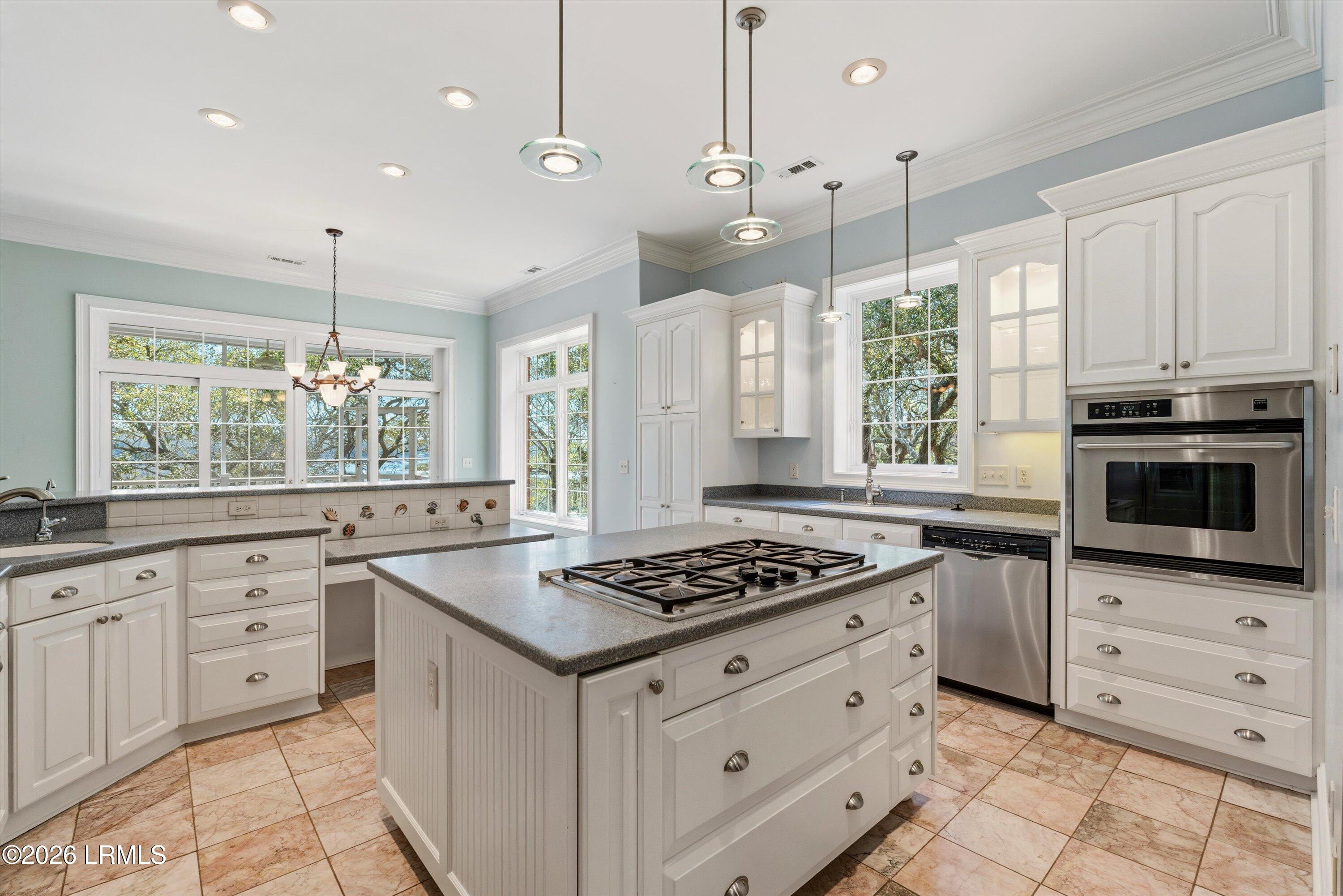 370 Fripp Point Road, St. Helena Island