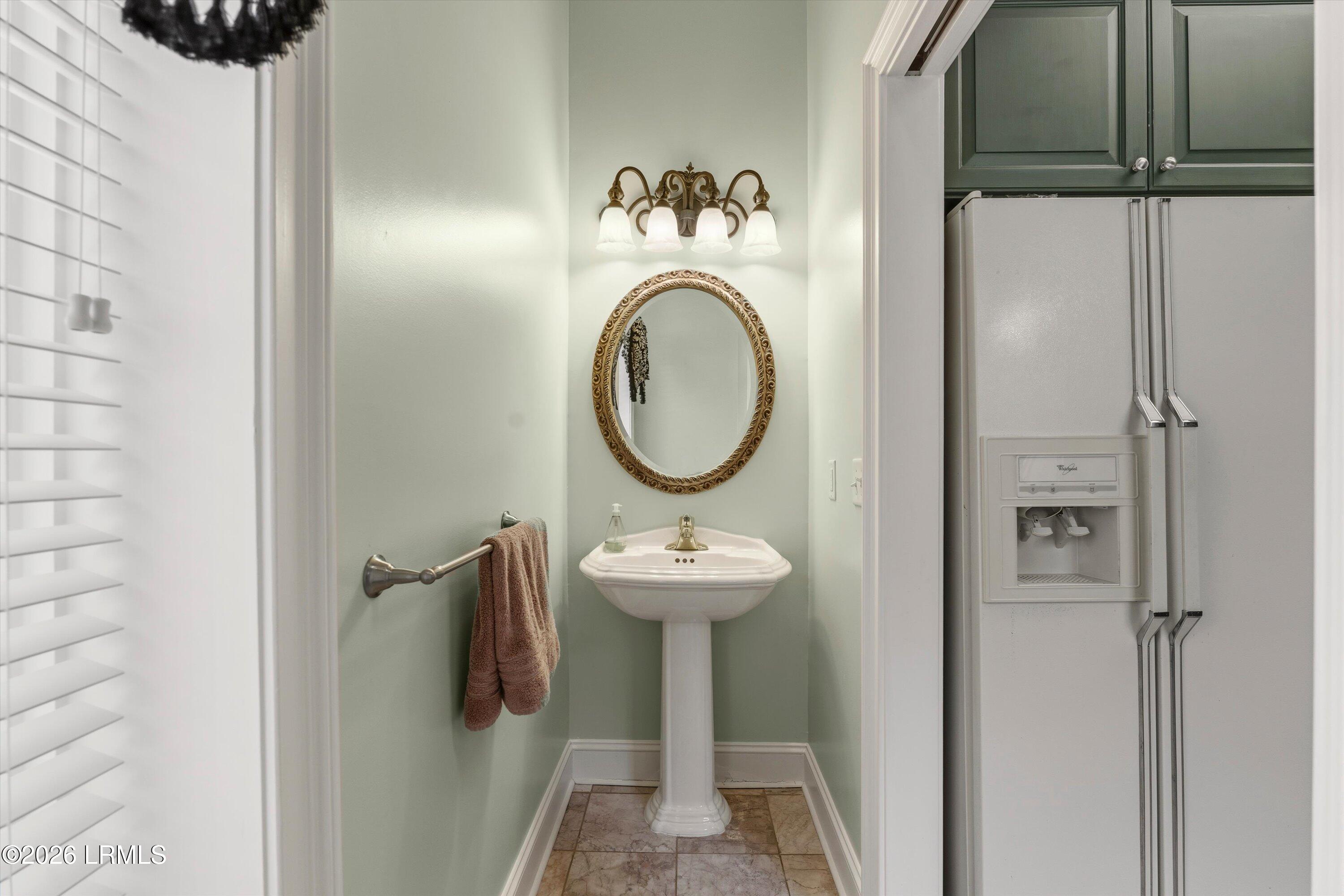 370 Fripp Point Road, St. Helena Island