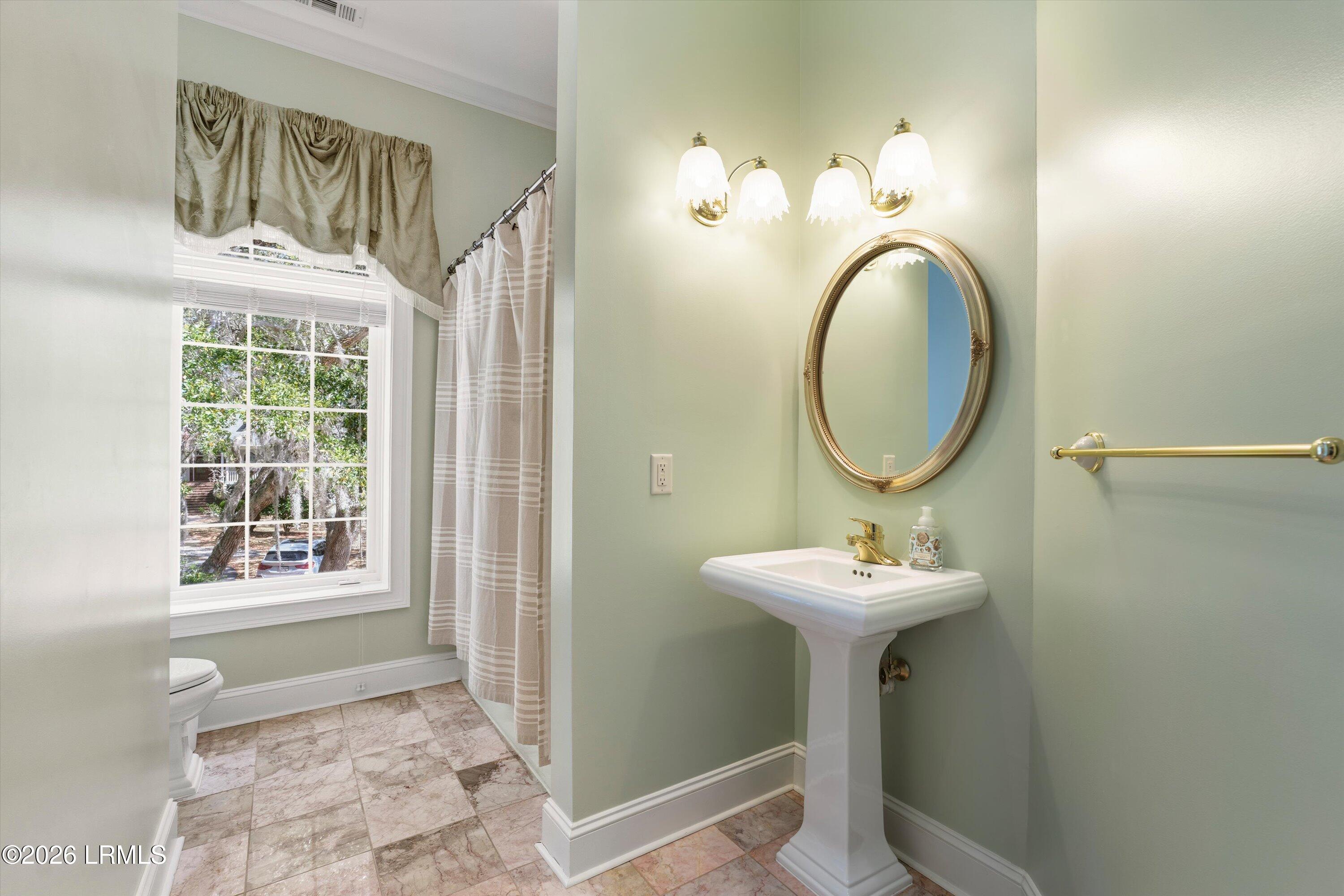 370 Fripp Point Road, St. Helena Island