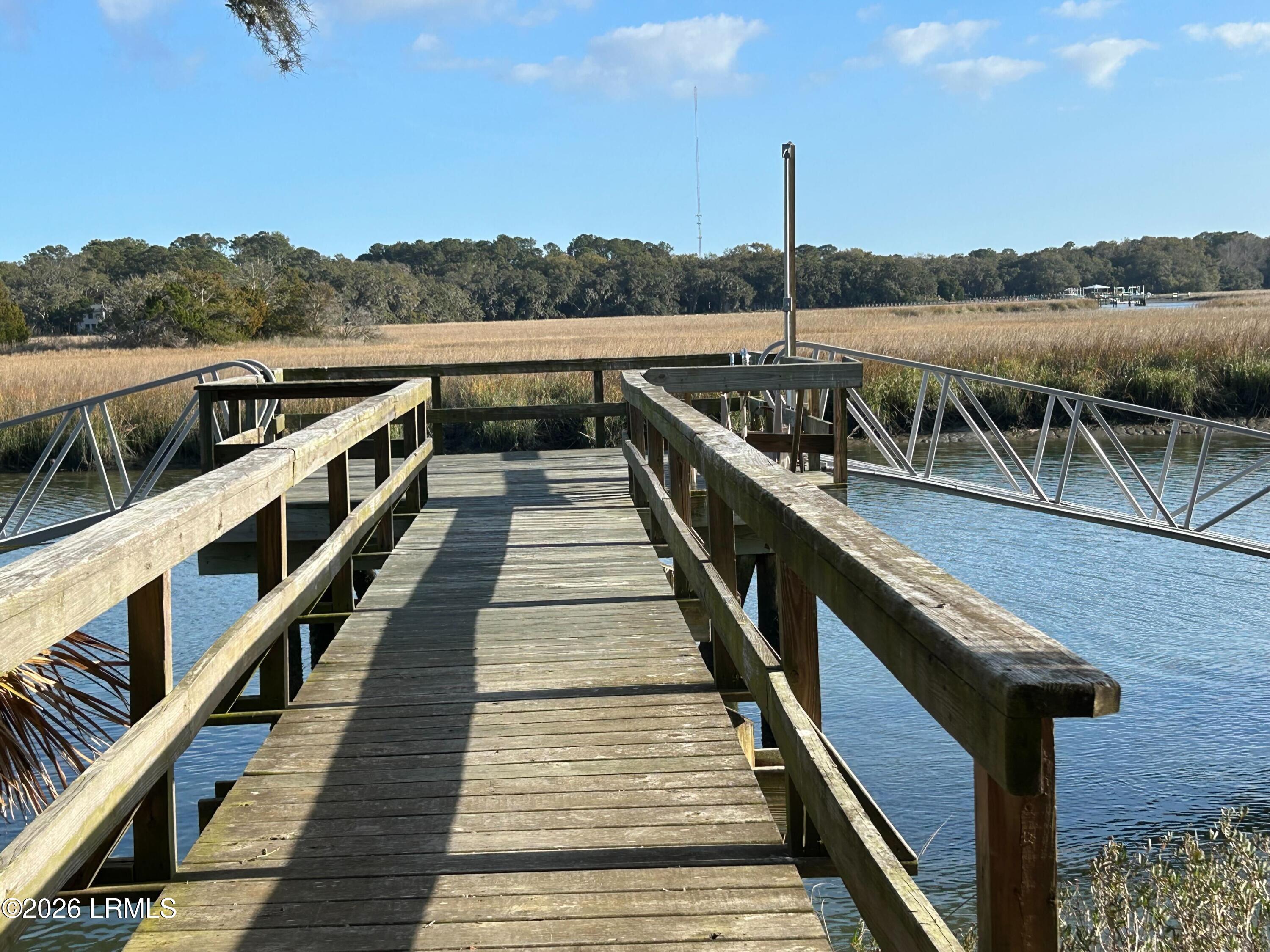 370 Fripp Point Road, St. Helena Island