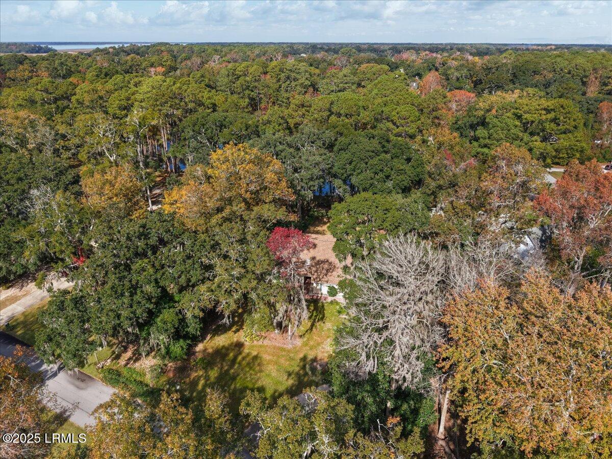 31 Chesterfield Lake Drive