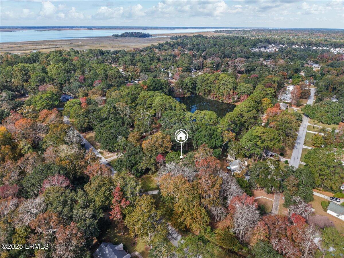 31 Chesterfield Lake Drive