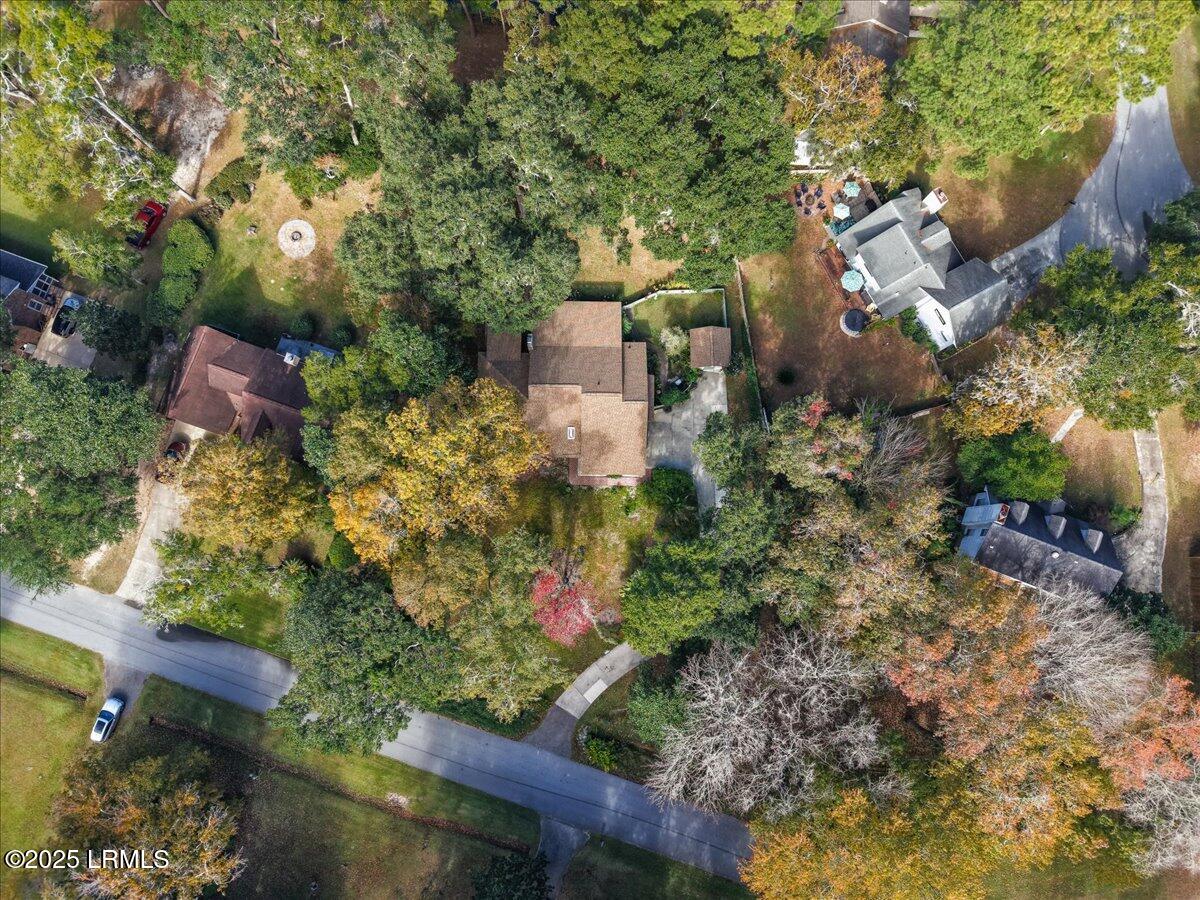 31 Chesterfield Lake Drive