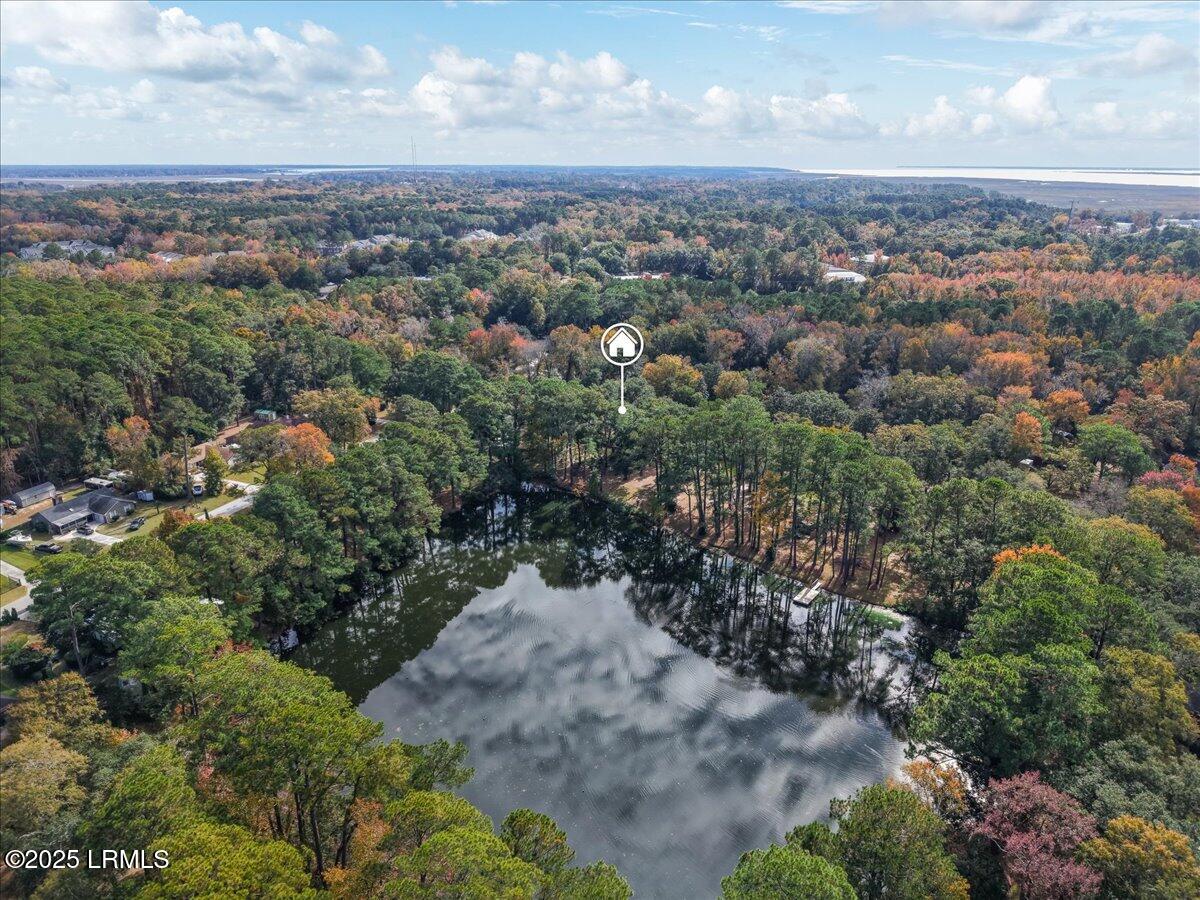 31 Chesterfield Lake Drive