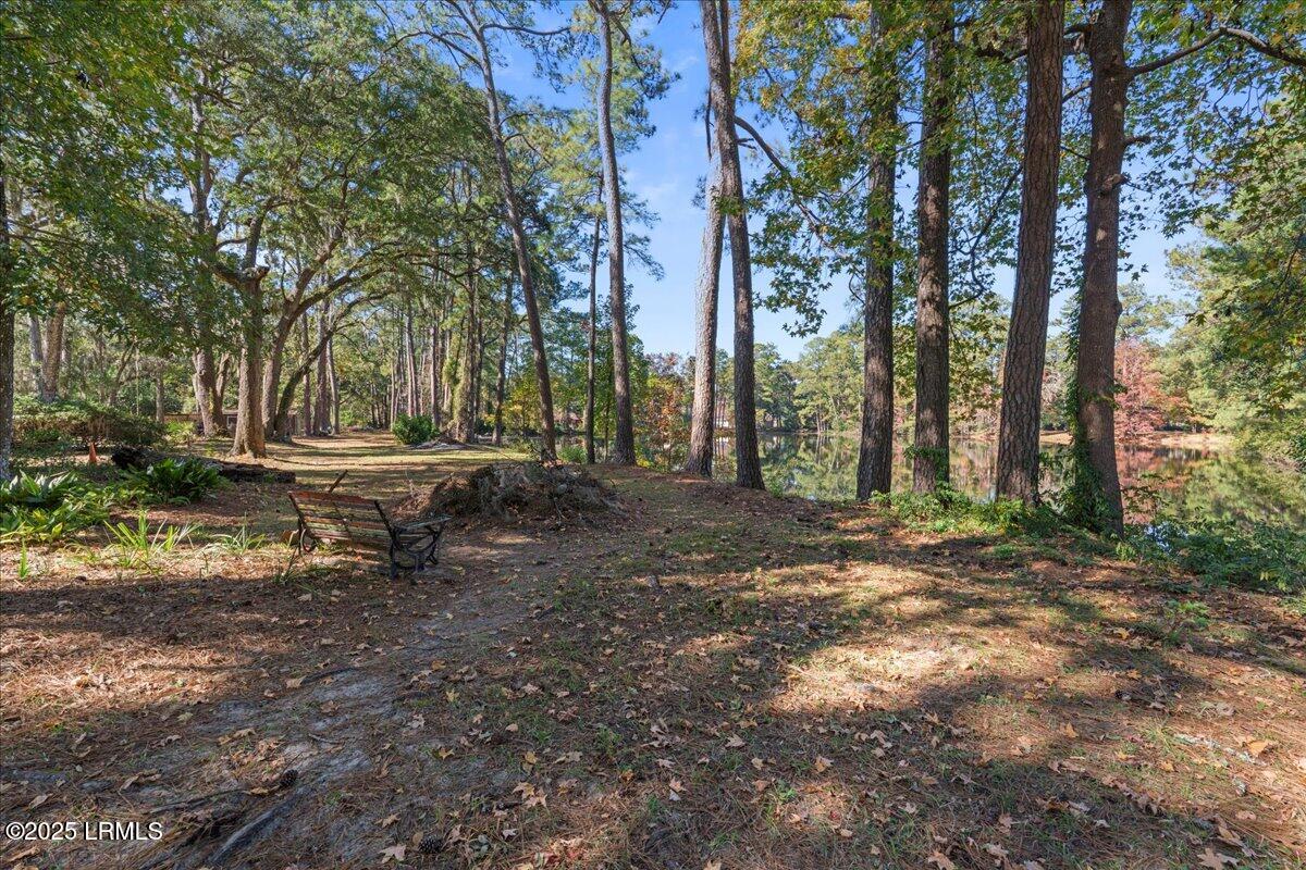 31 Chesterfield Lake Drive
