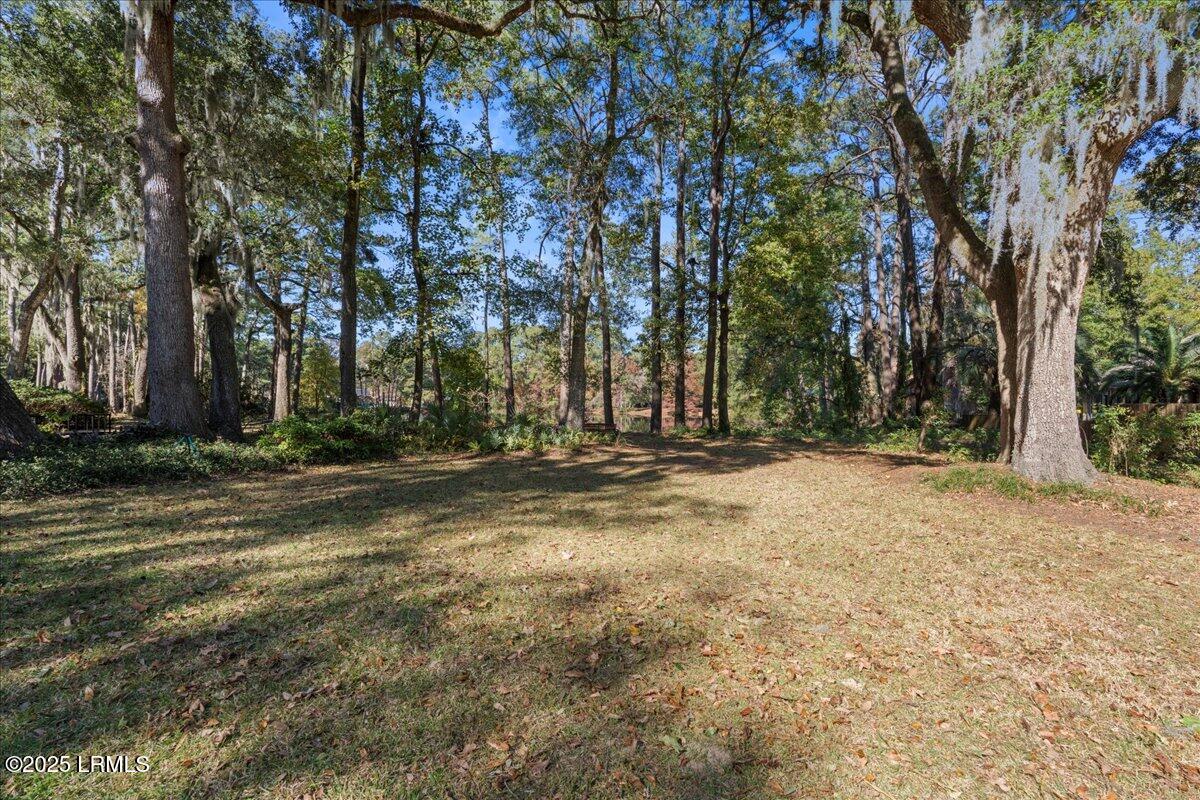 31 Chesterfield Lake Drive