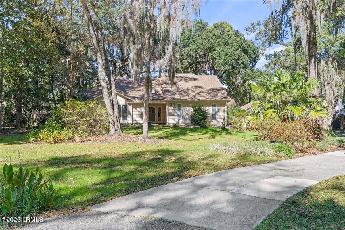 31 Chesterfield Lake Drive