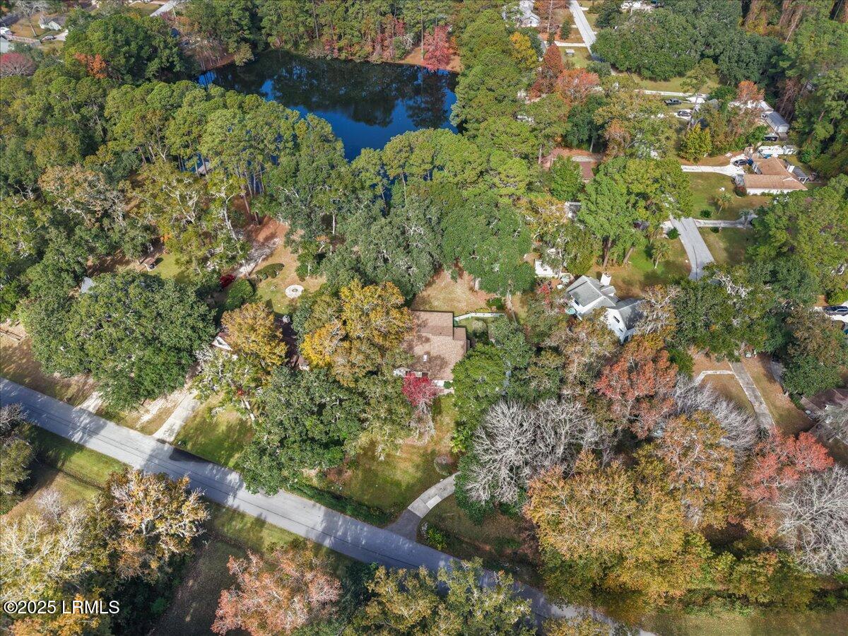 31 Chesterfield Lake Drive