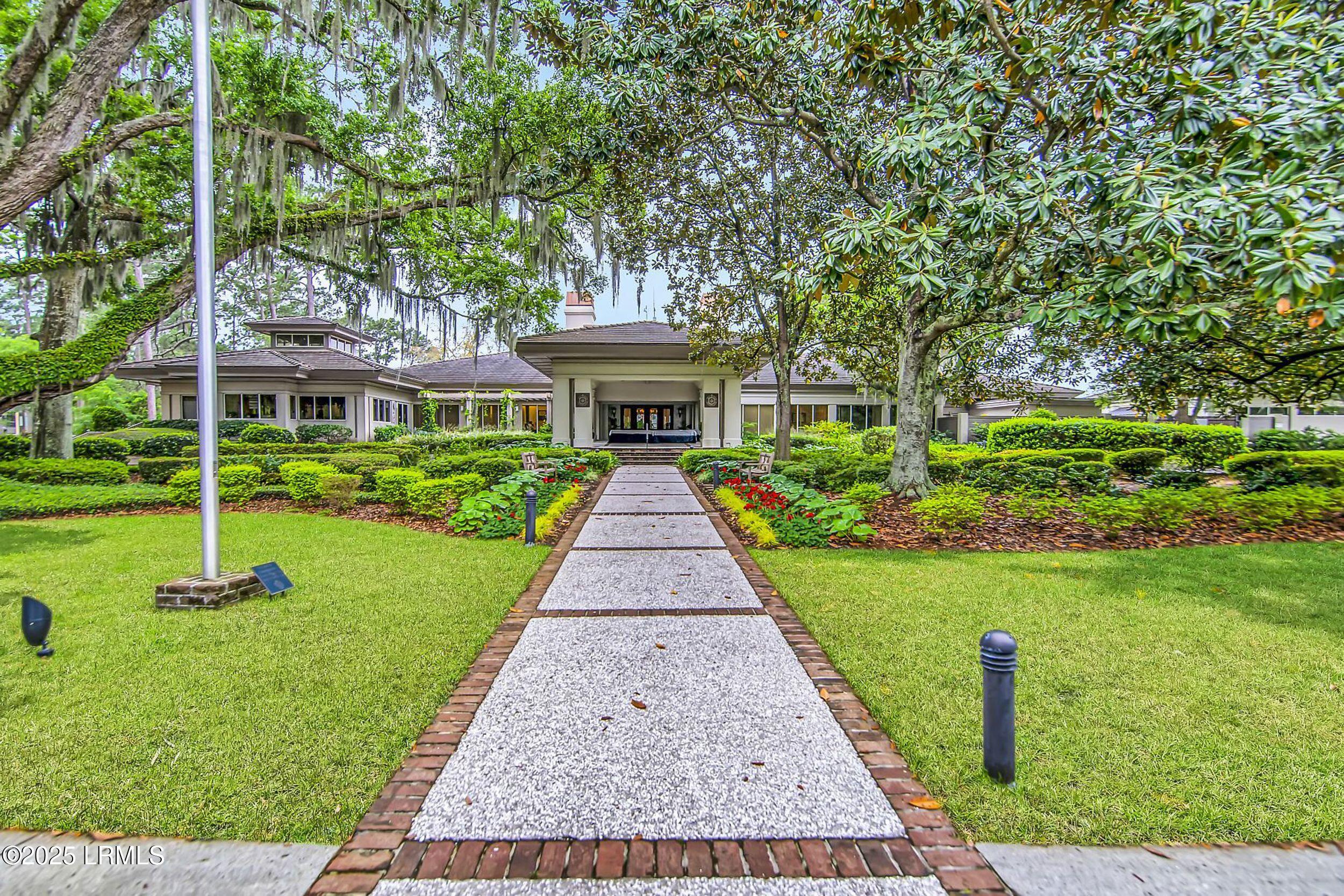 17 Lake Forest Drive 3348