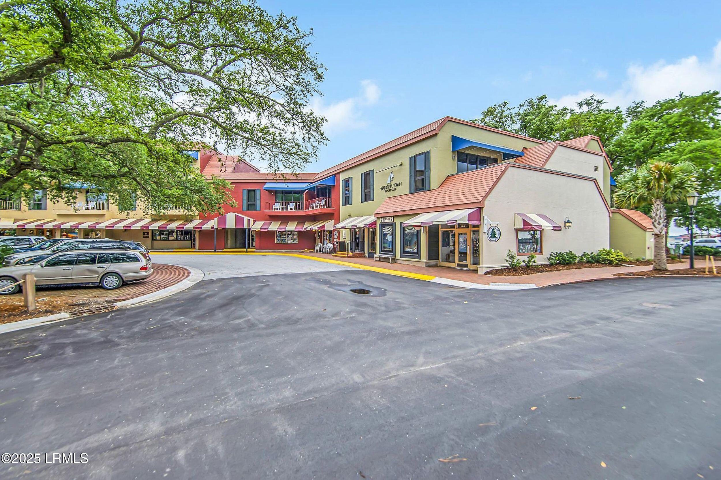 17 Lake Forest Drive 3348