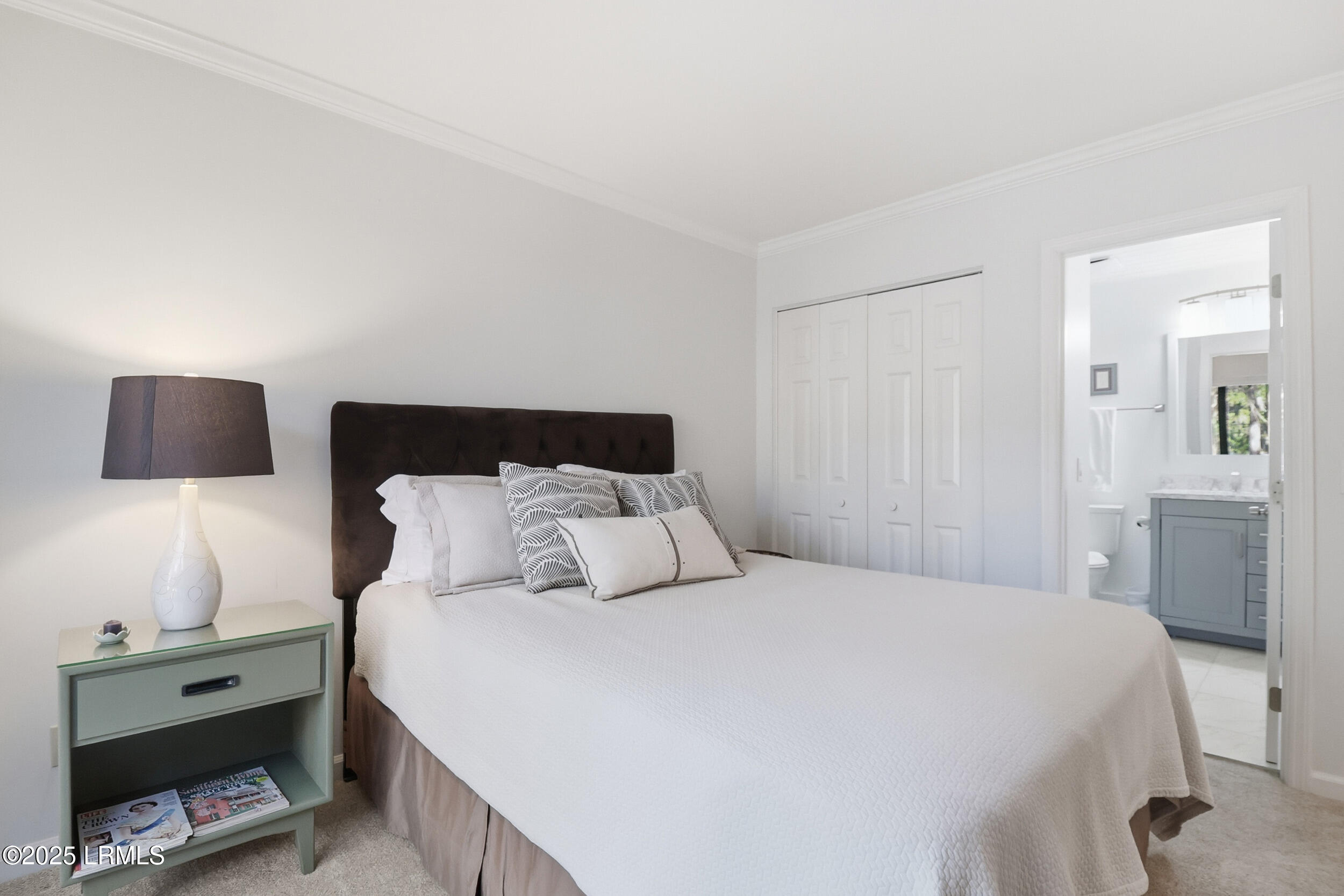 17 Lake Forest Drive 3348