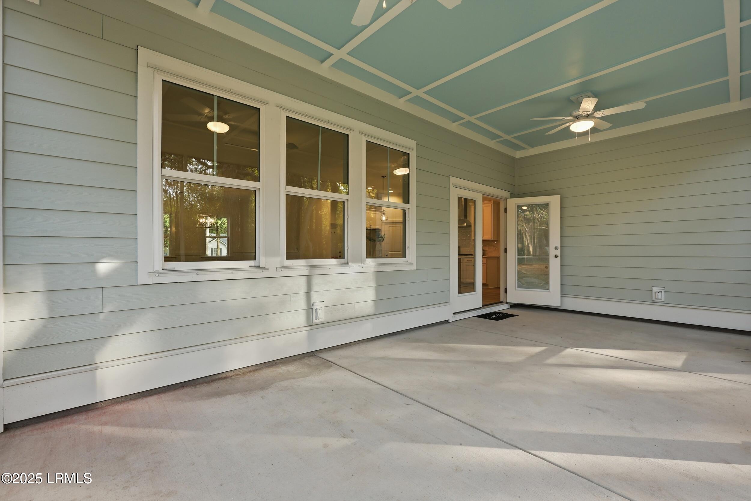 23 Thomas Sumter Street