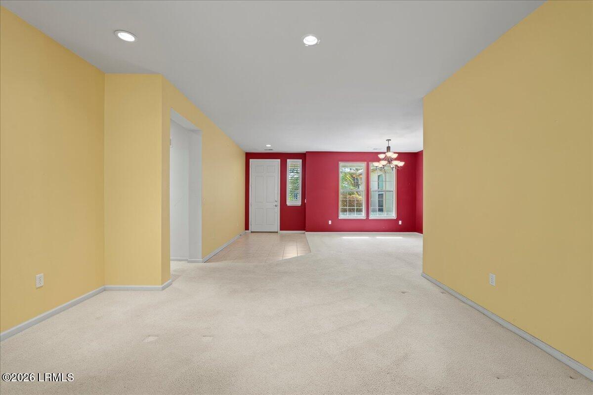 171 Hampton Circle