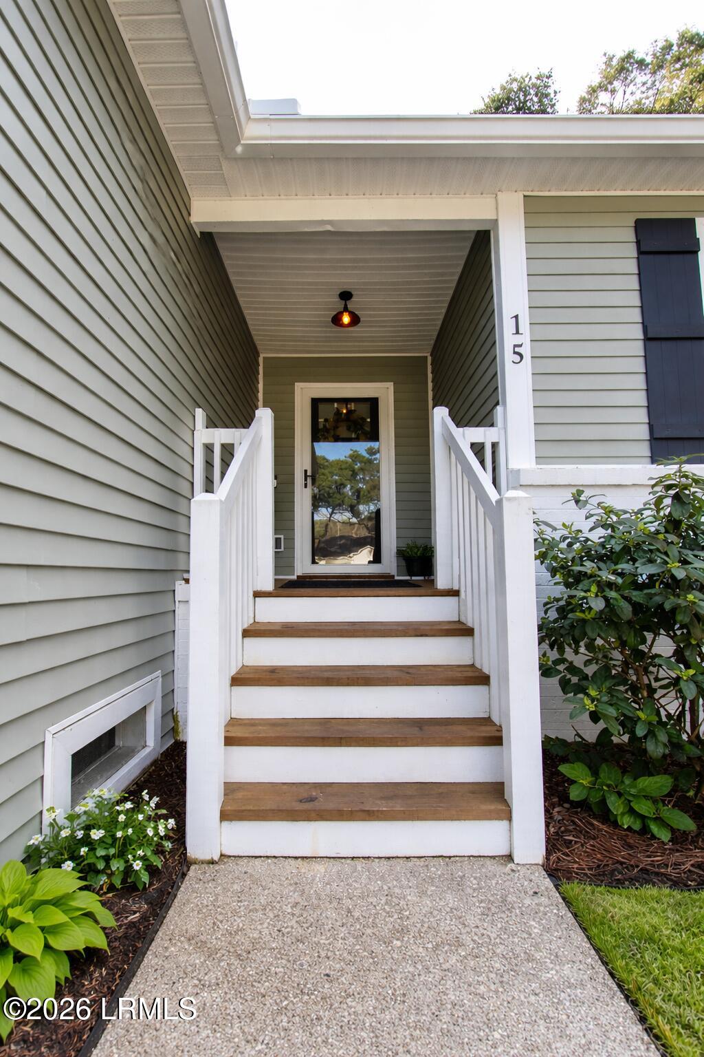 15 Canopy Lane, St. Helena Island