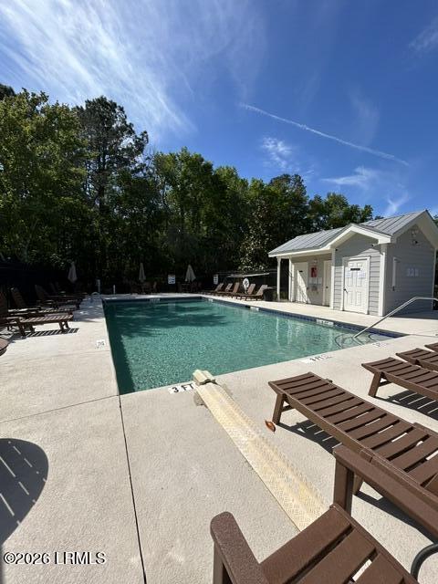 6 Ironwood Circle