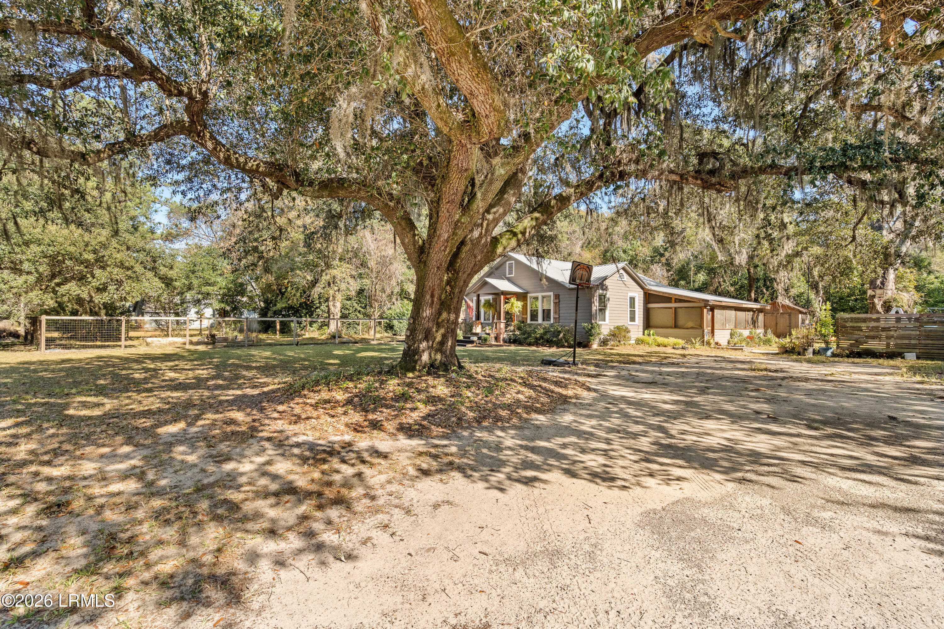 61 Glover Road