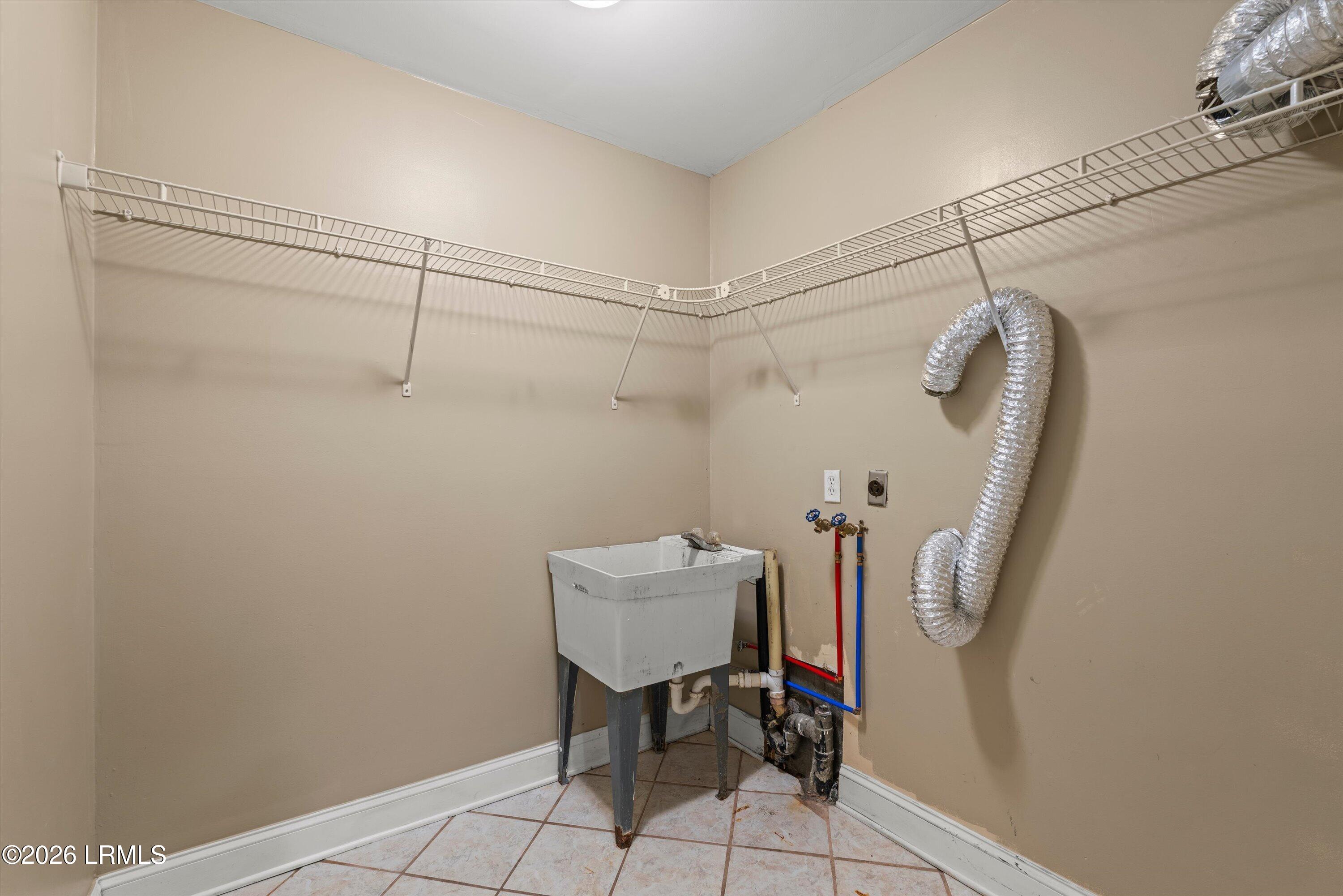 4309 Pinewood Circle