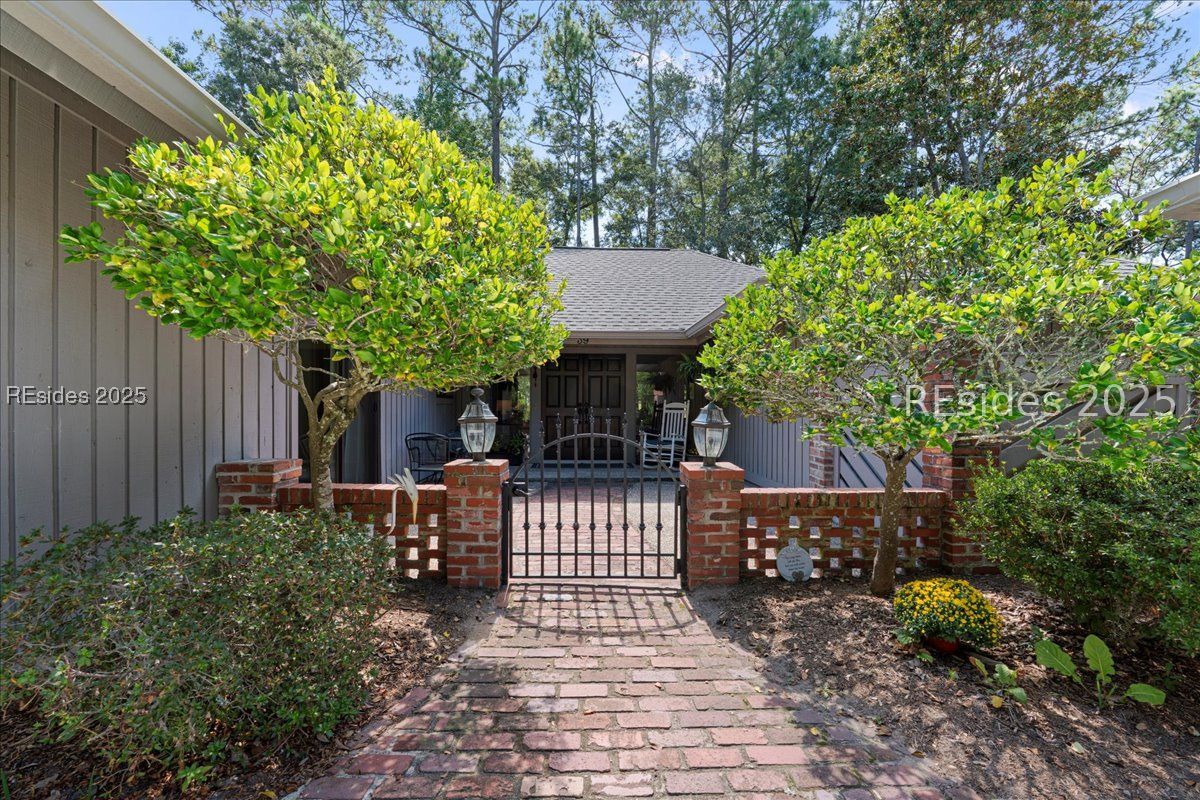 39 Cottonwood Lane