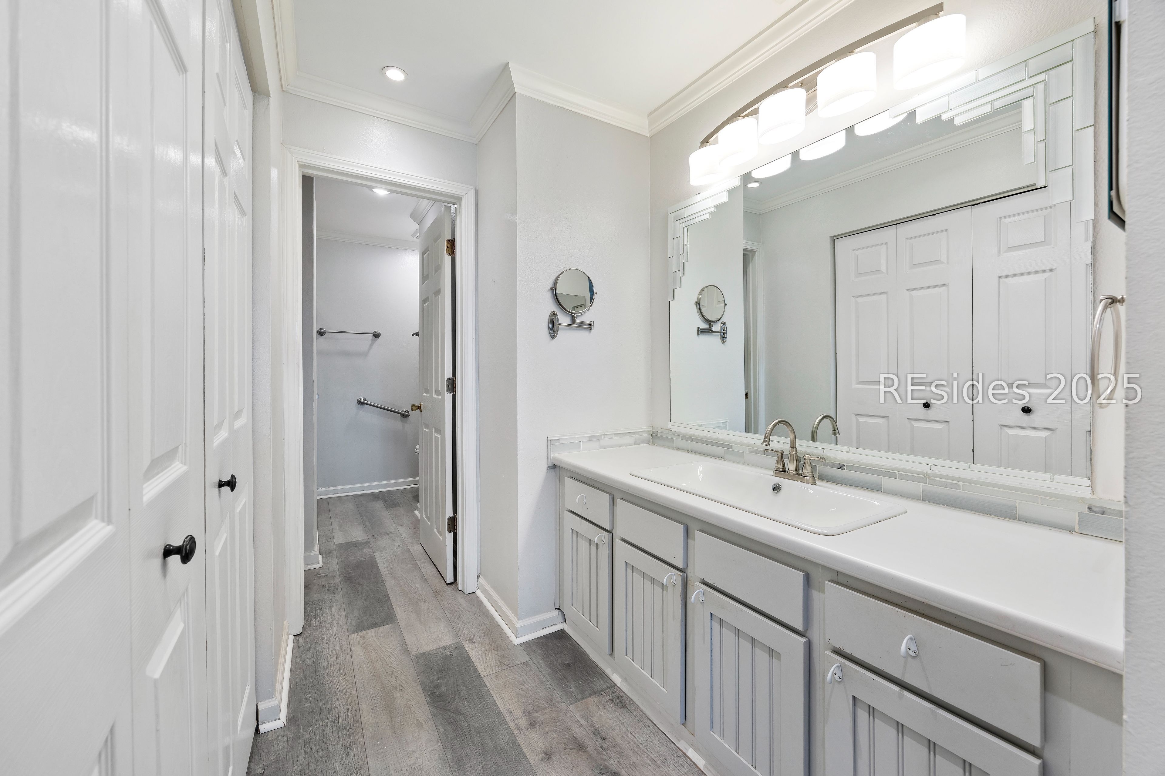 30 Old South Court Unit: 30E