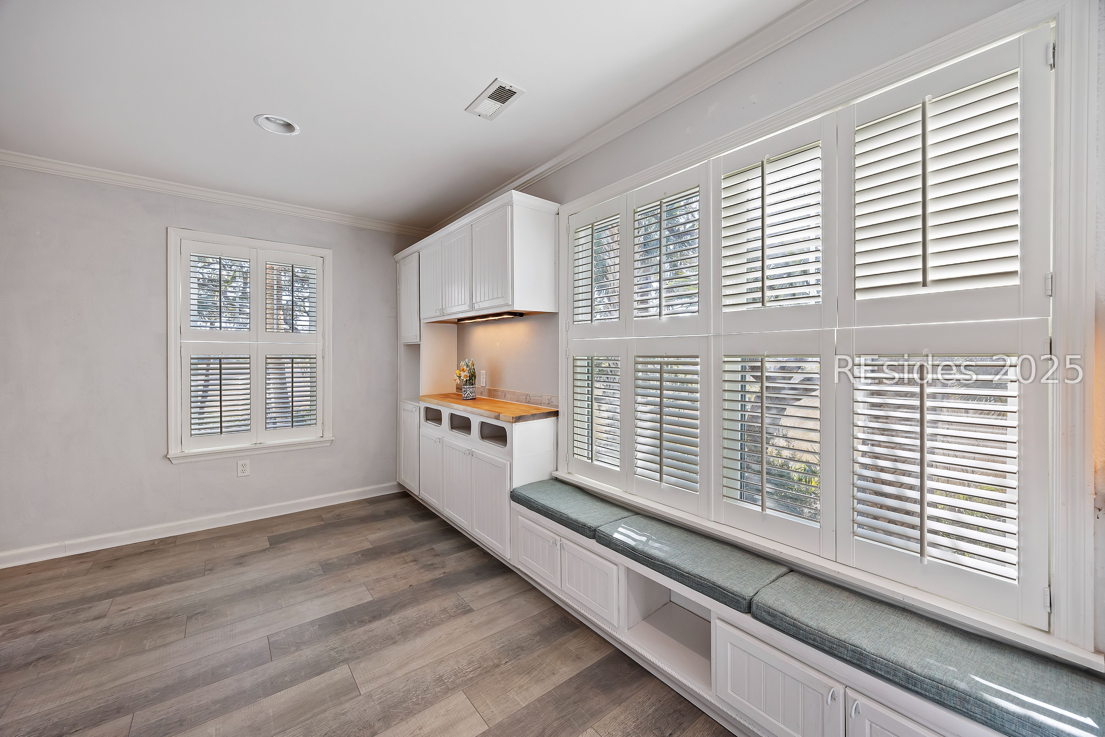 30 Old South Court Unit: 30E
