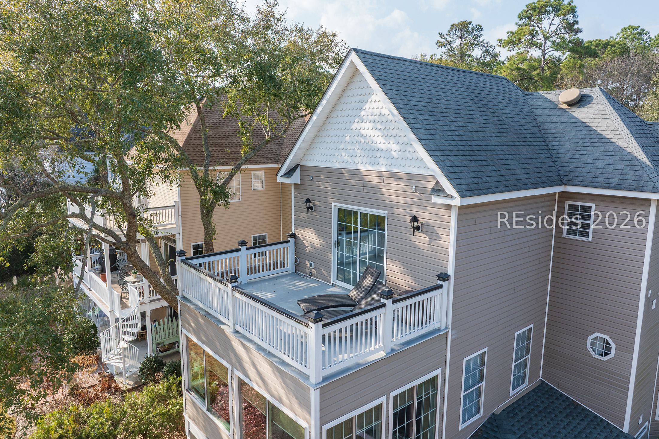 77 Victoria Square Drive