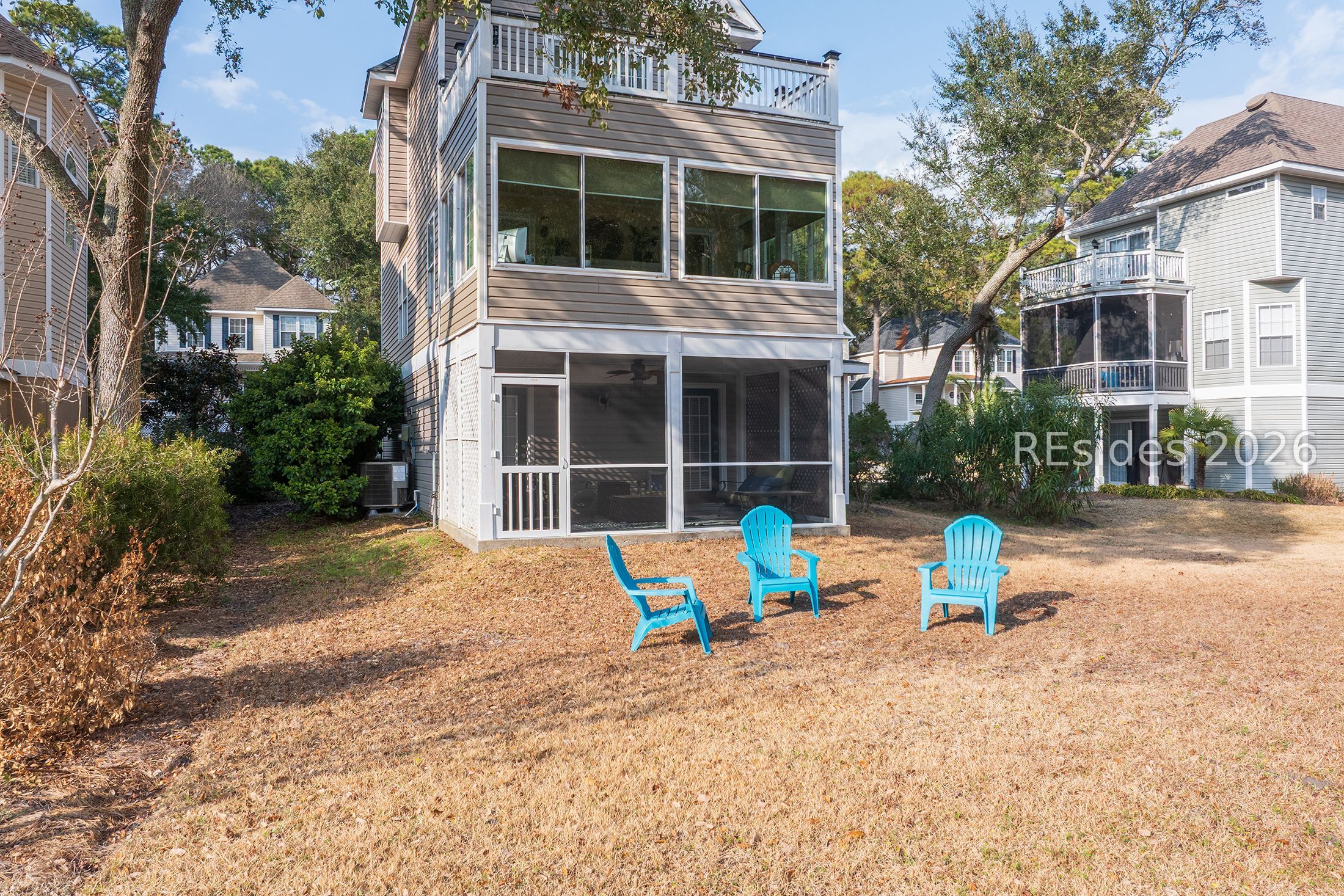 77 Victoria Square Drive