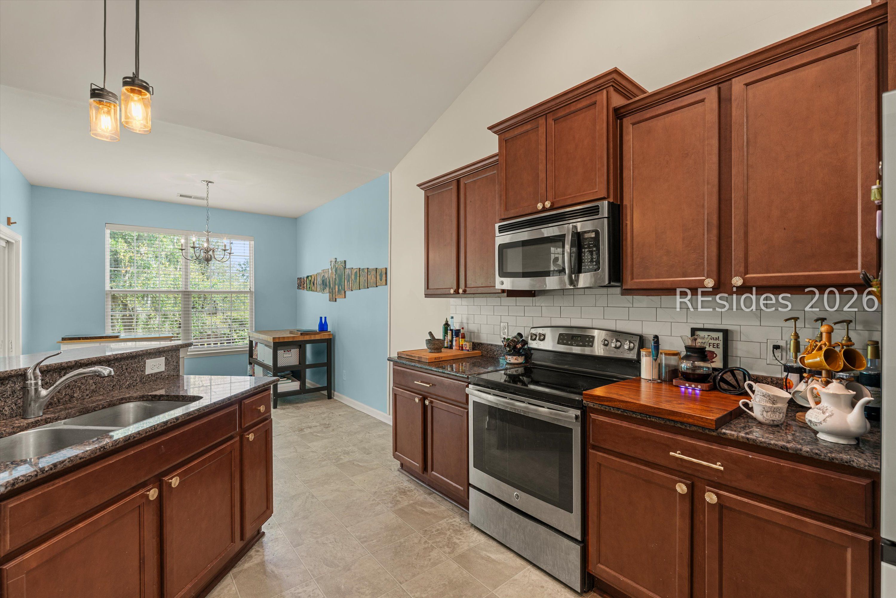 17 Congaree Way