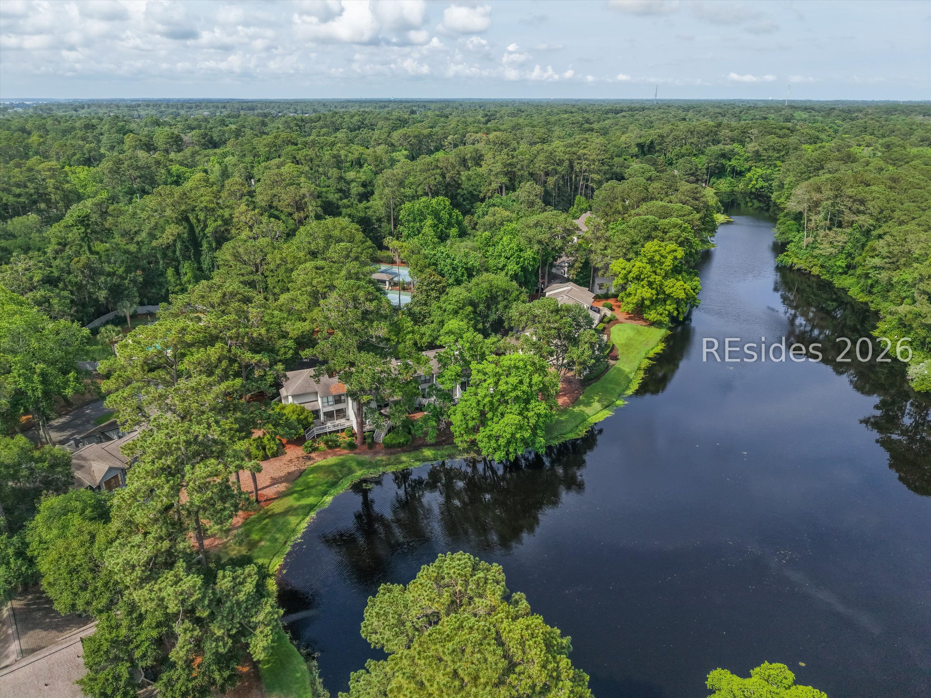 17 Lake Forest Drive Unit: APT 3347