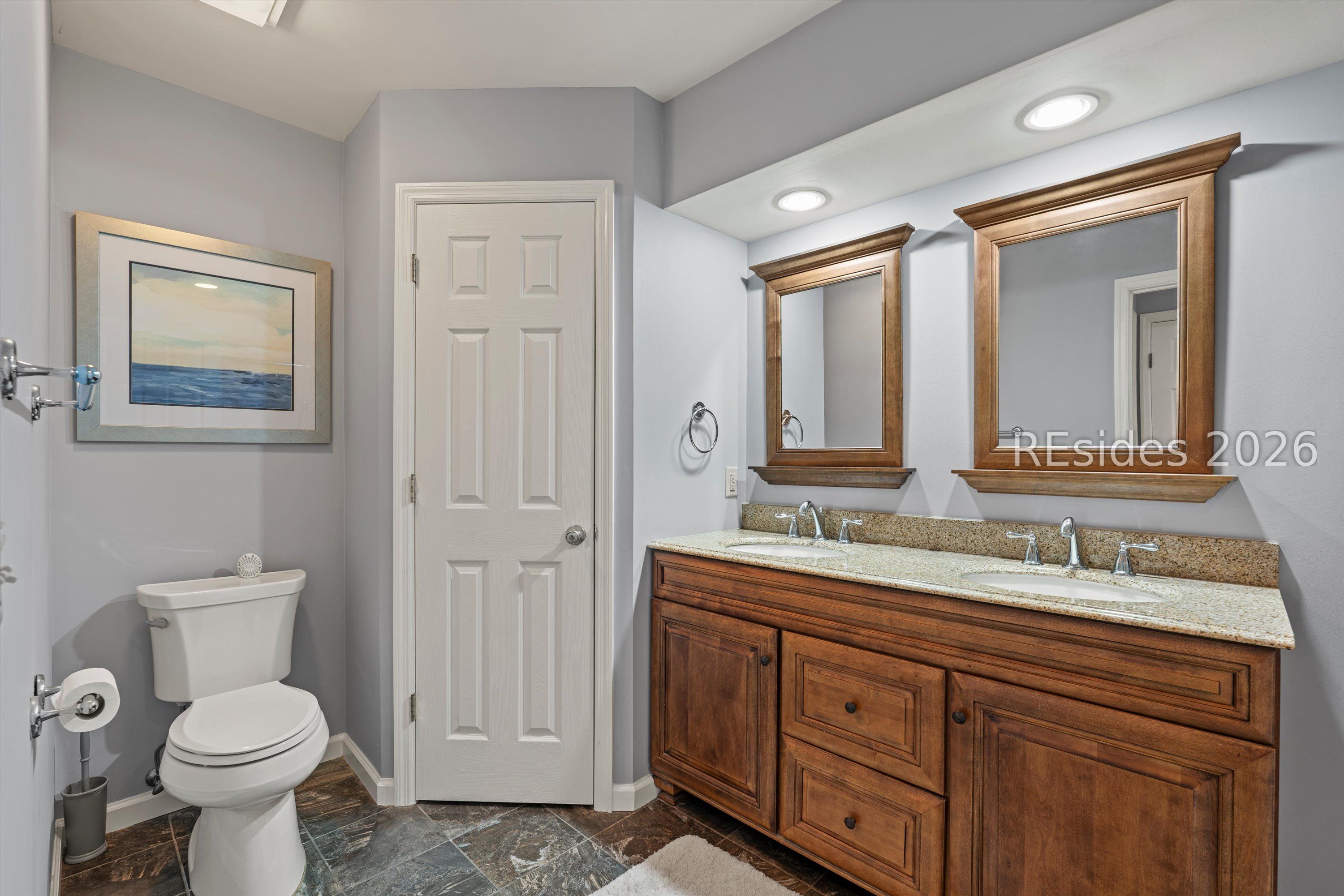 17 Lake Forest Drive Unit: APT 3347