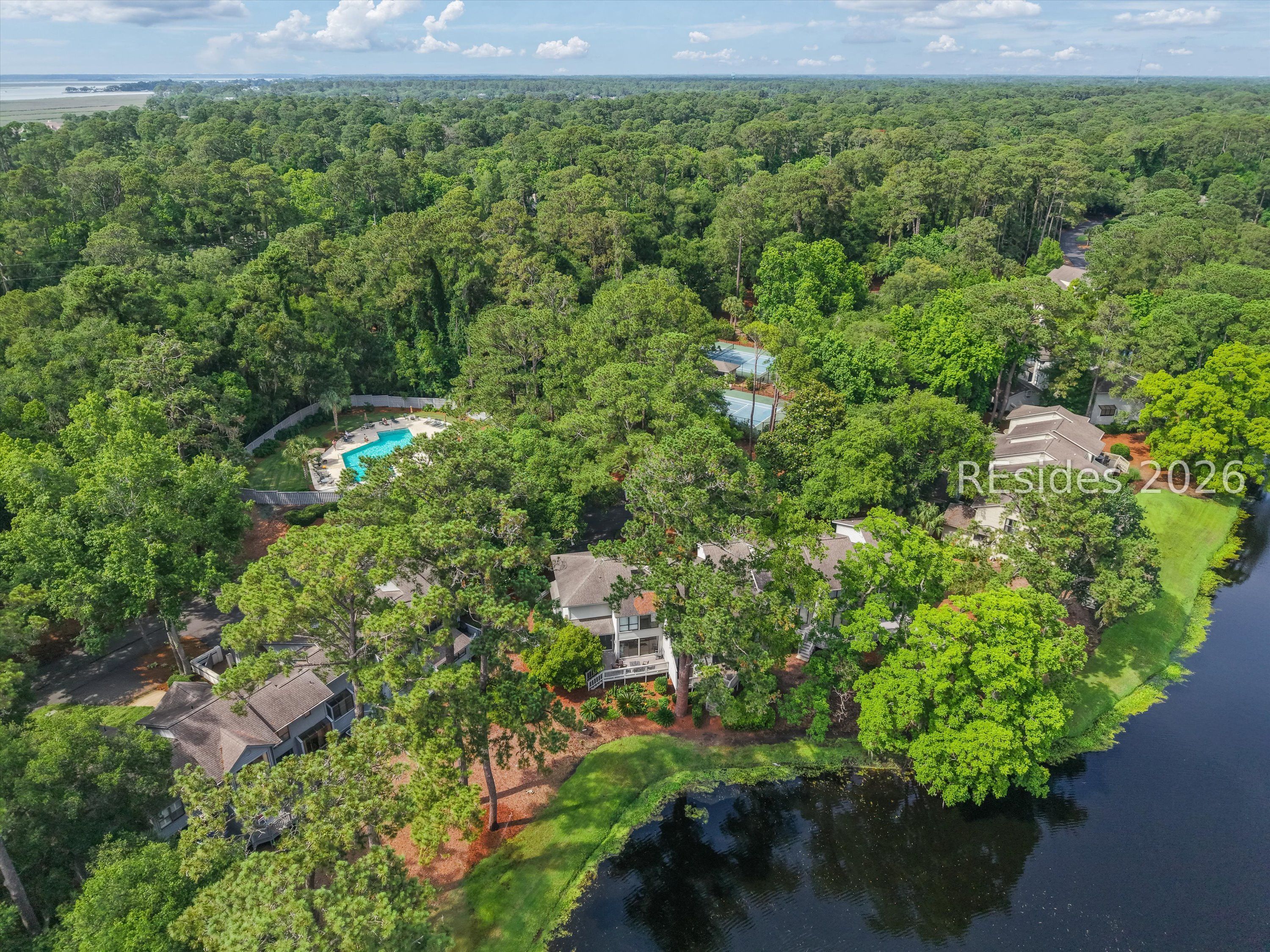 17 Lake Forest Drive Unit: APT 3347