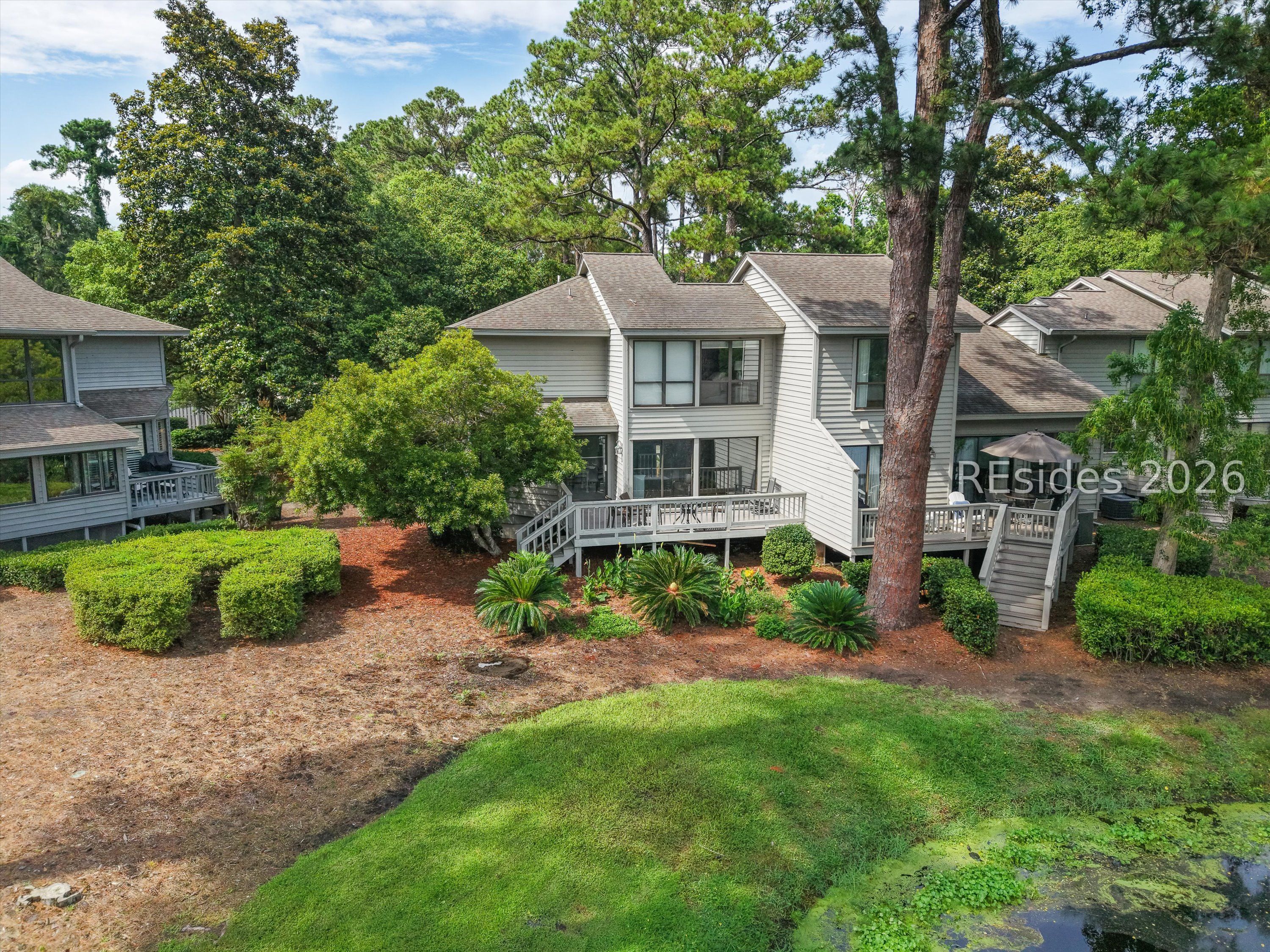 17 Lake Forest Drive Unit: APT 3347