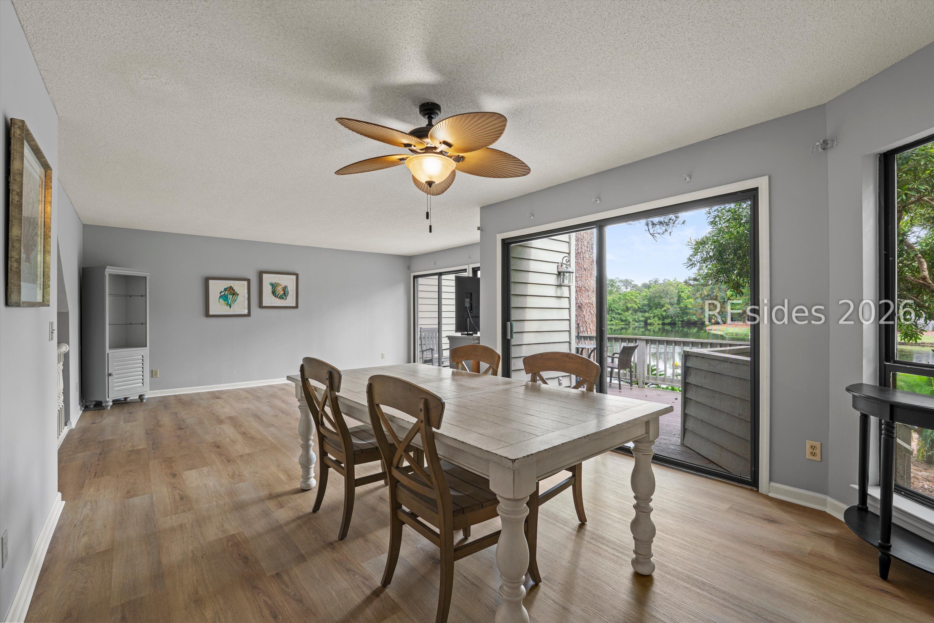 17 Lake Forest Drive Unit: APT 3347