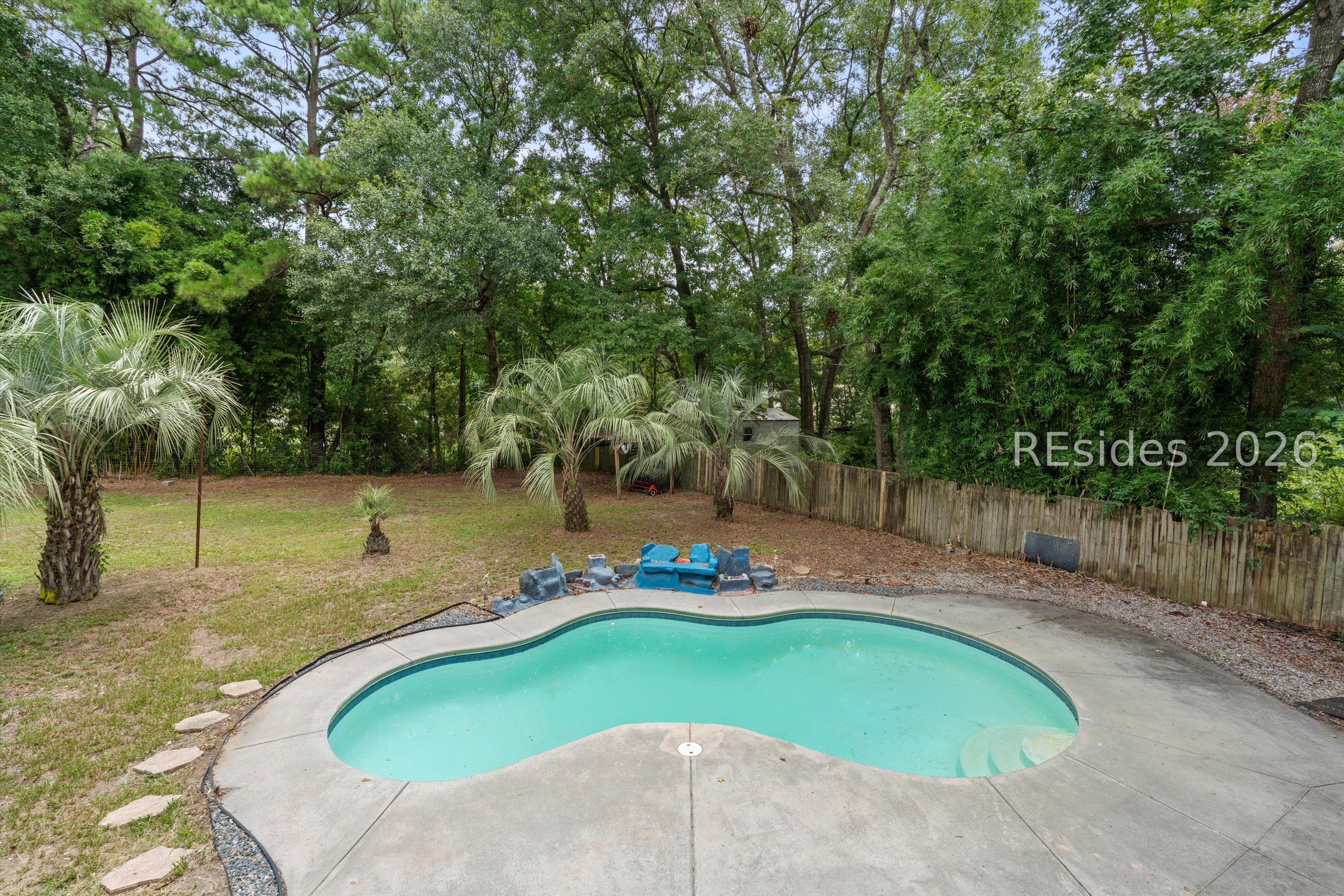 4309 Pinewood Circle