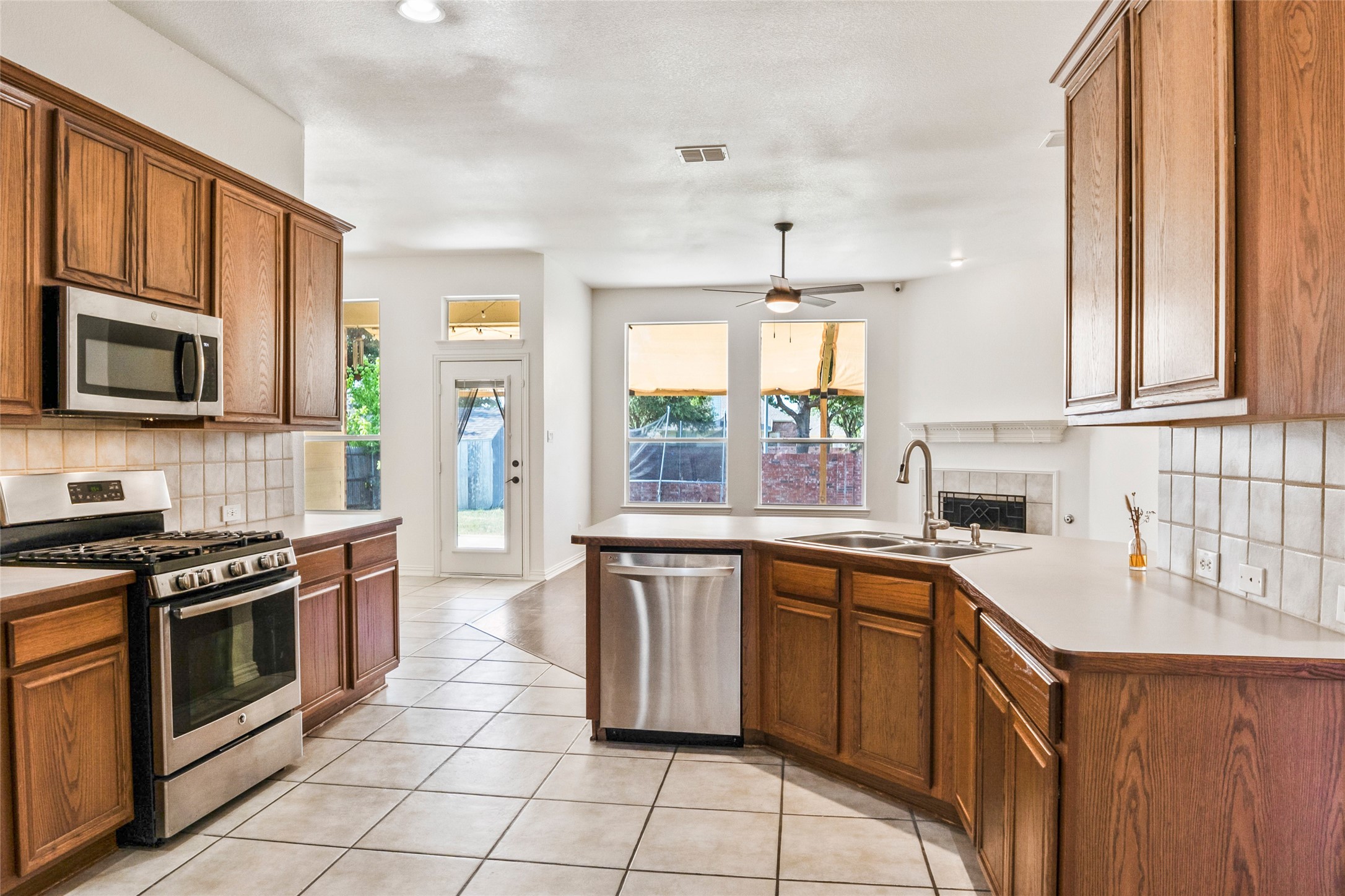 1311 Fleetwood Cove Drive