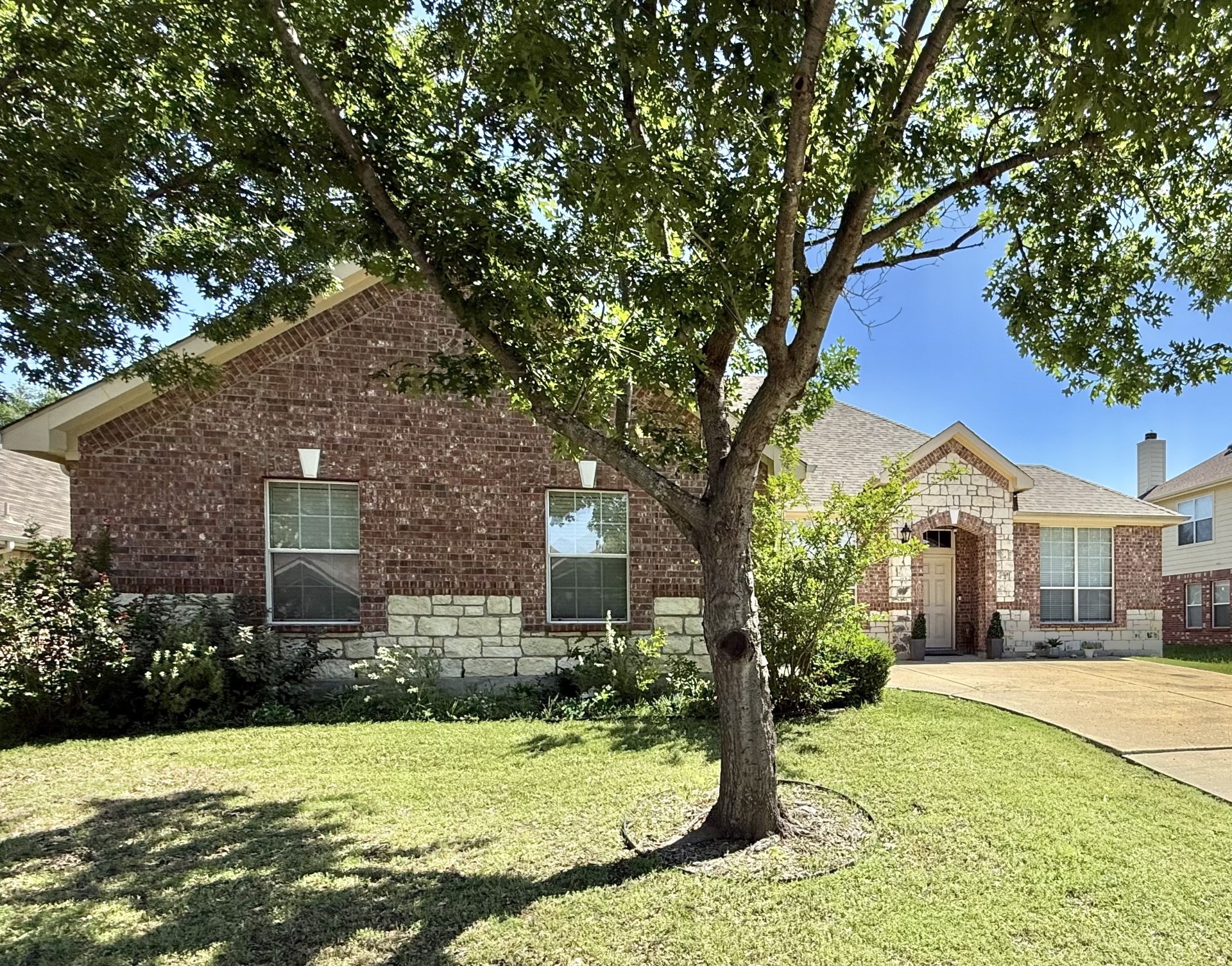 1311 Fleetwood Cove Drive