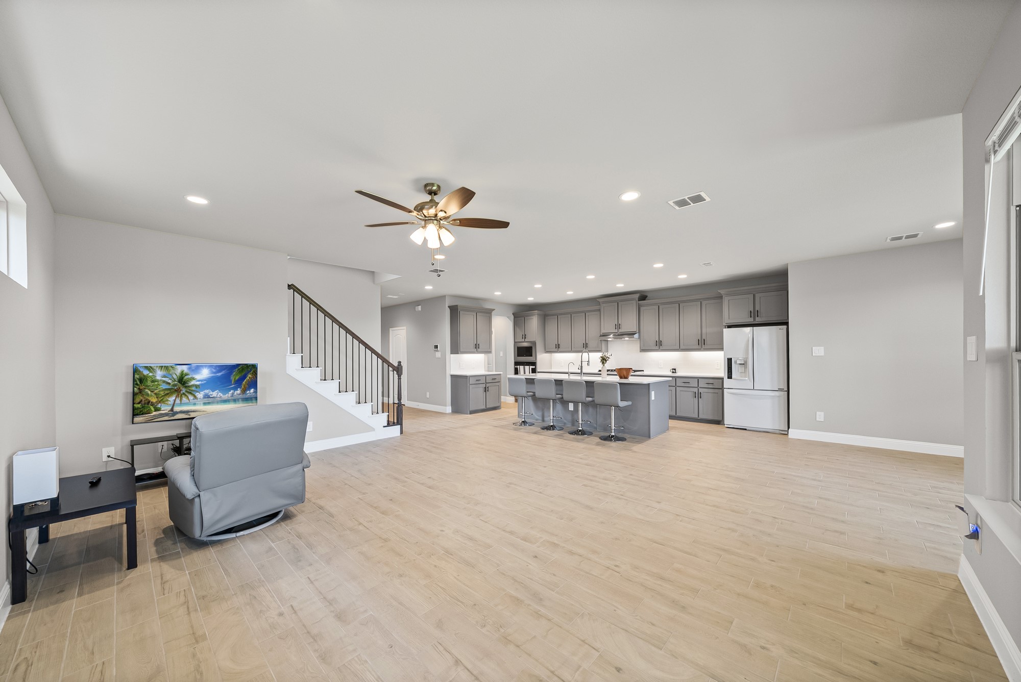 5916 Pine River Lane