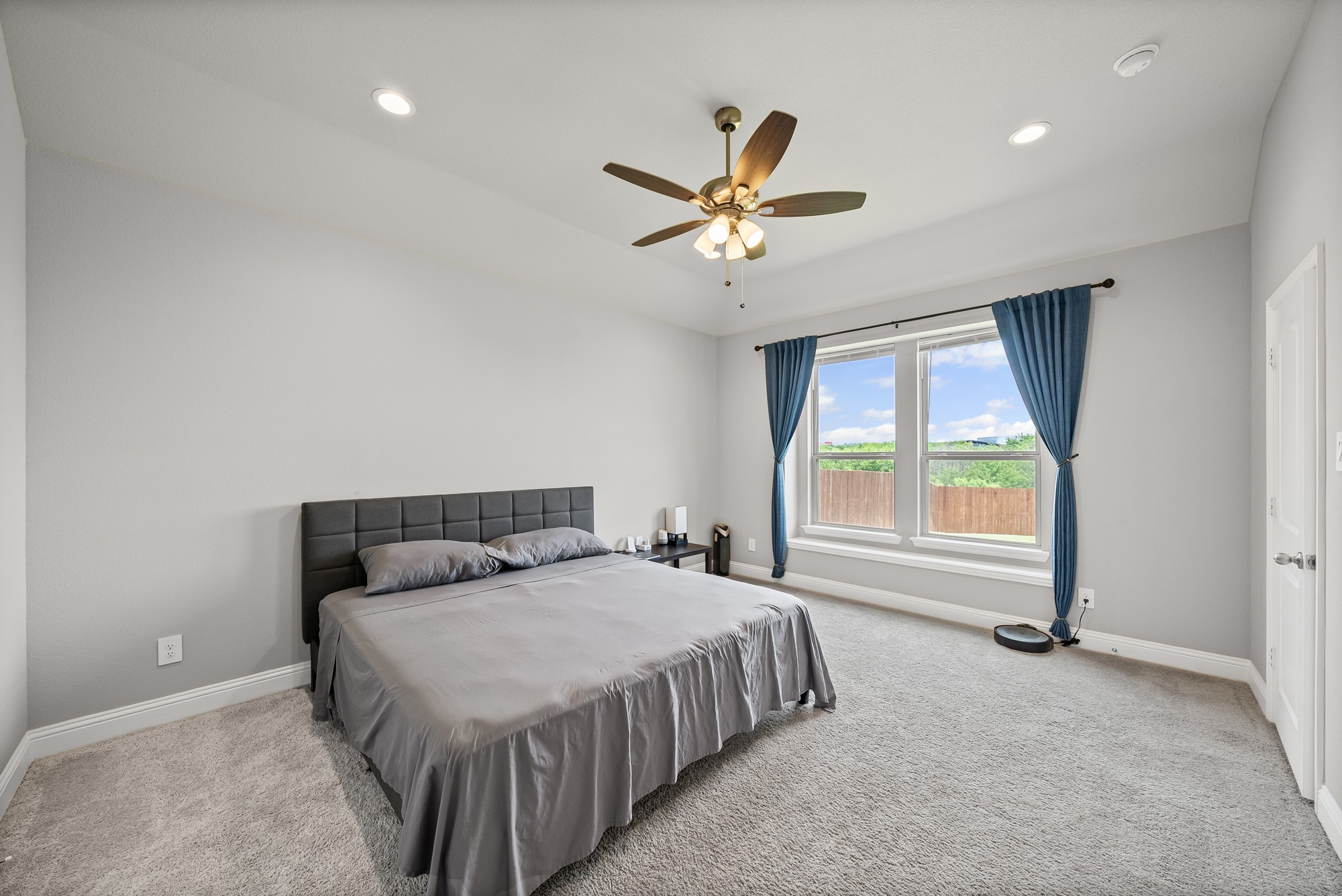 5916 Pine River Lane