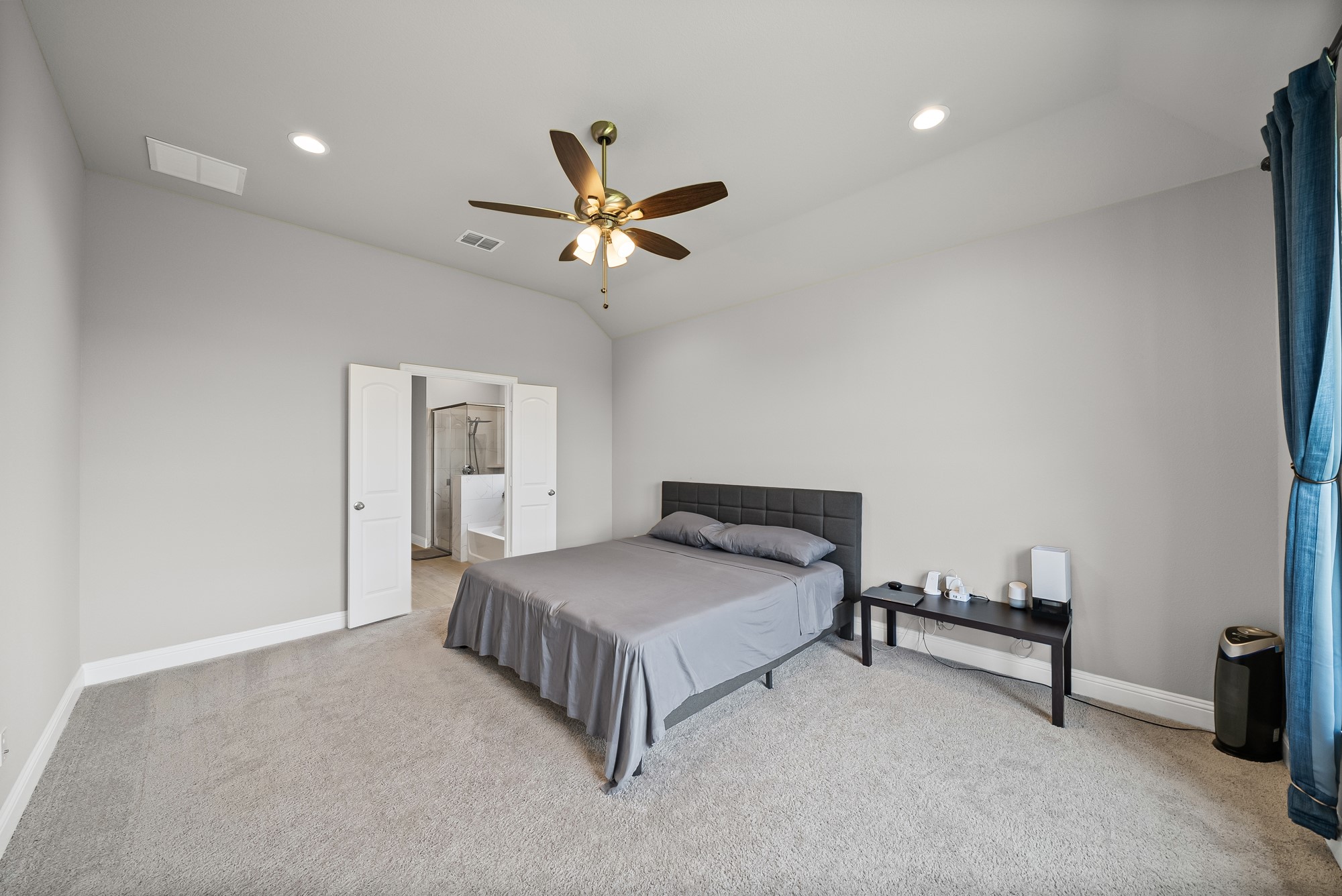 5916 Pine River Lane
