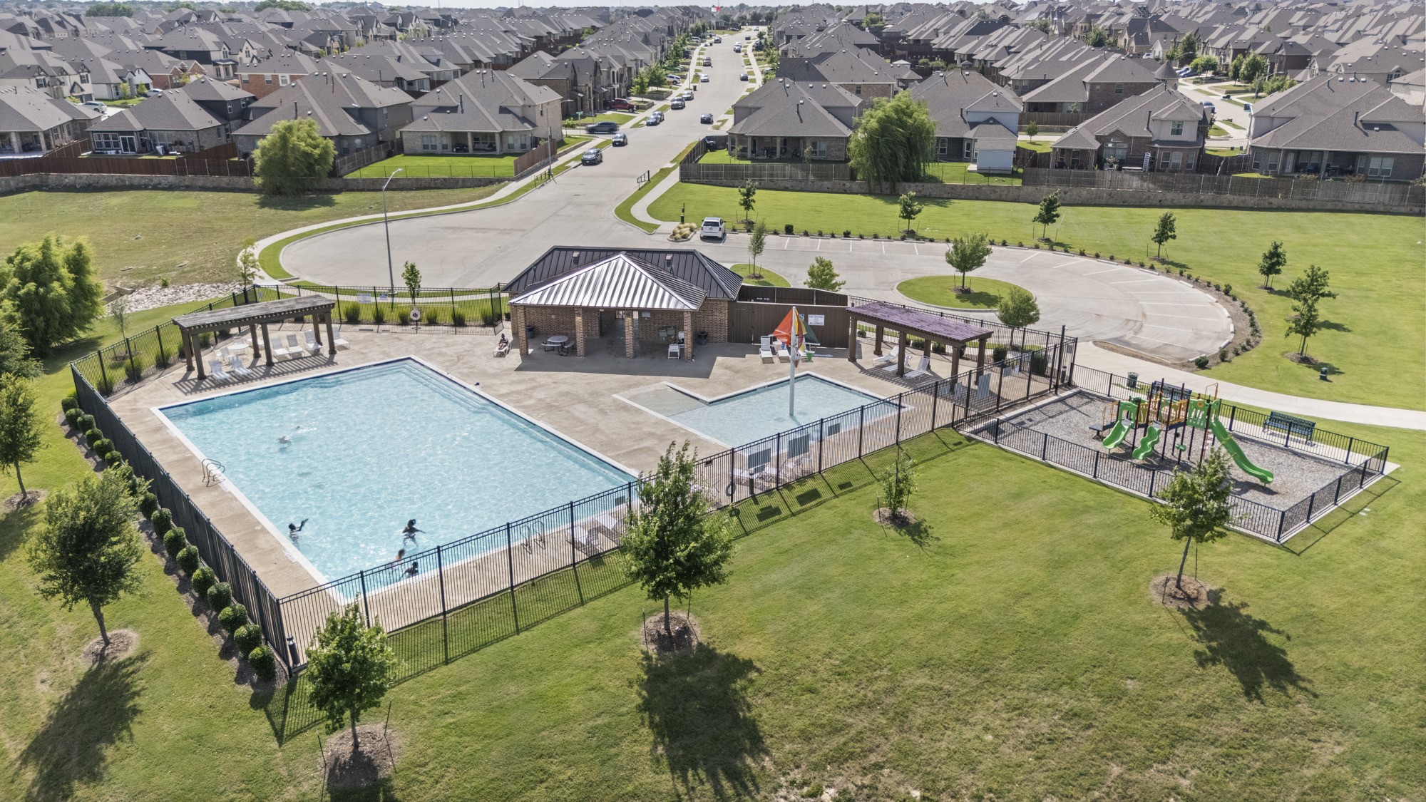 5916 Pine River Lane