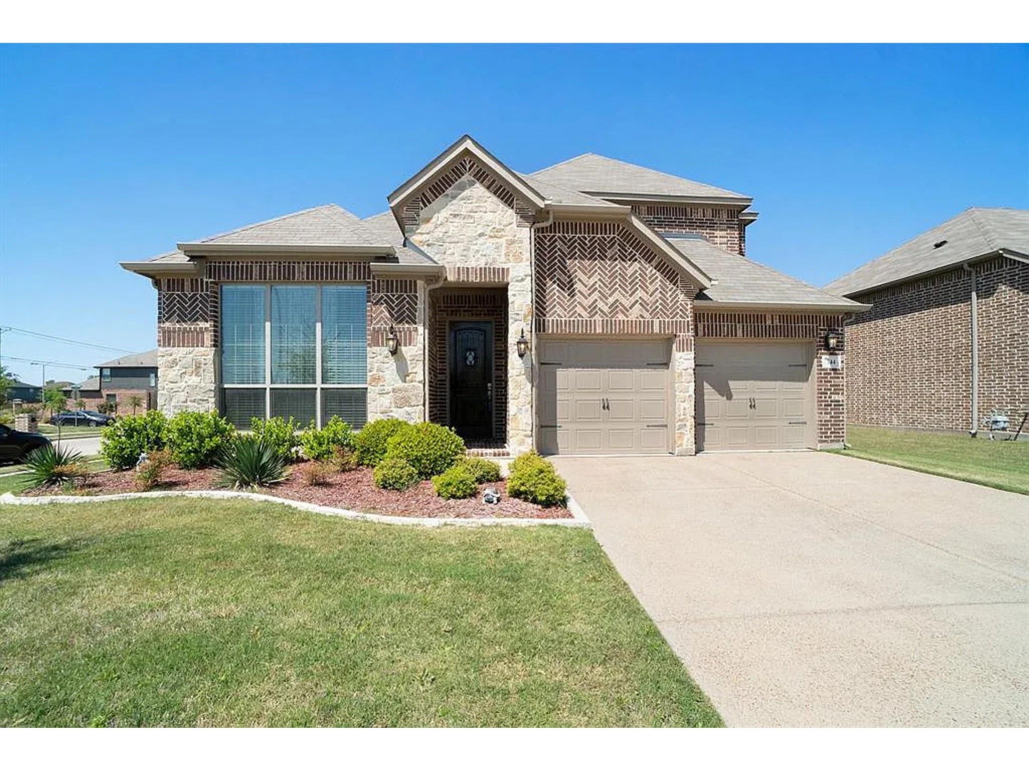 744 Shadow River Drive