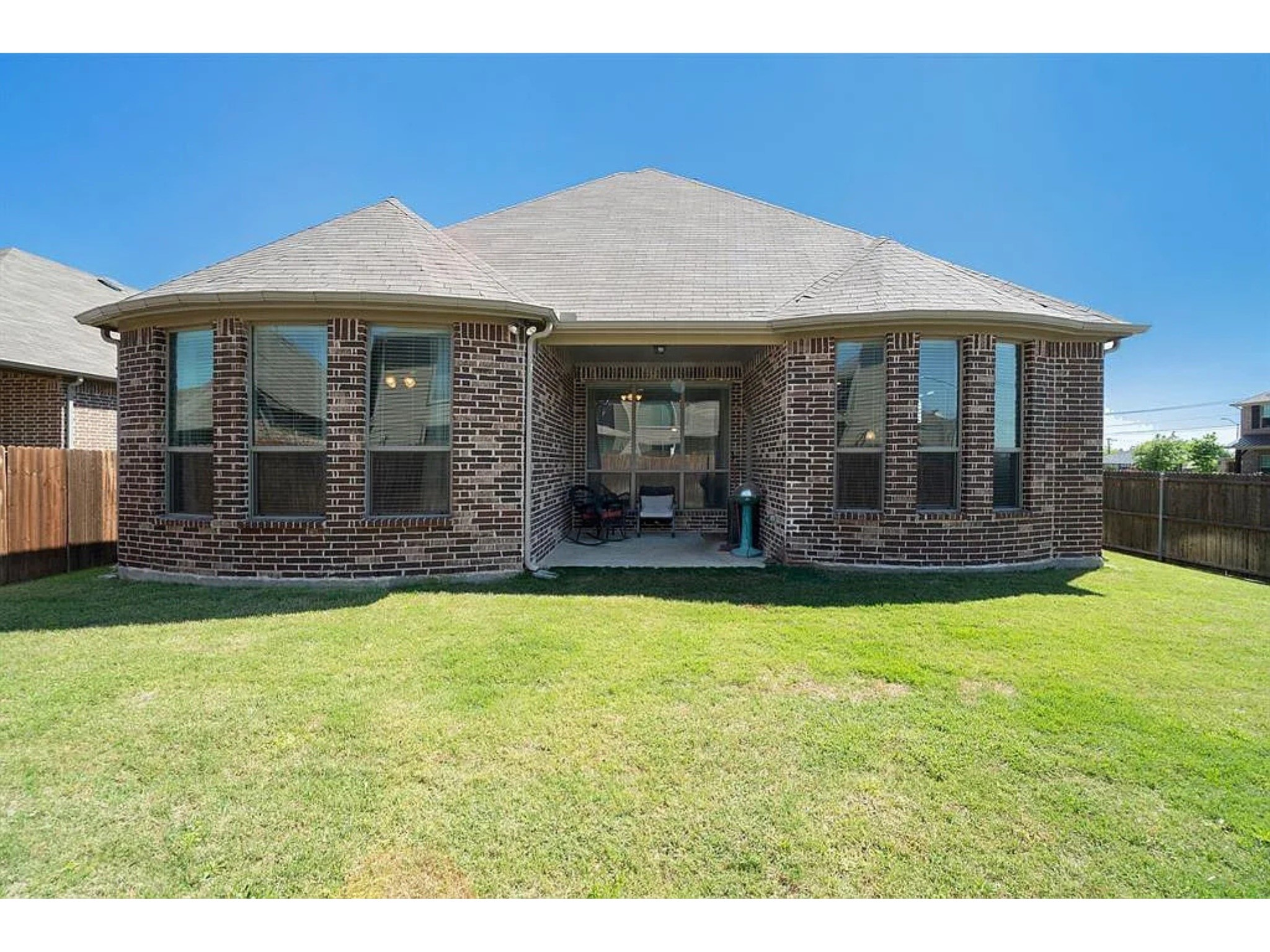 744 Shadow River Drive