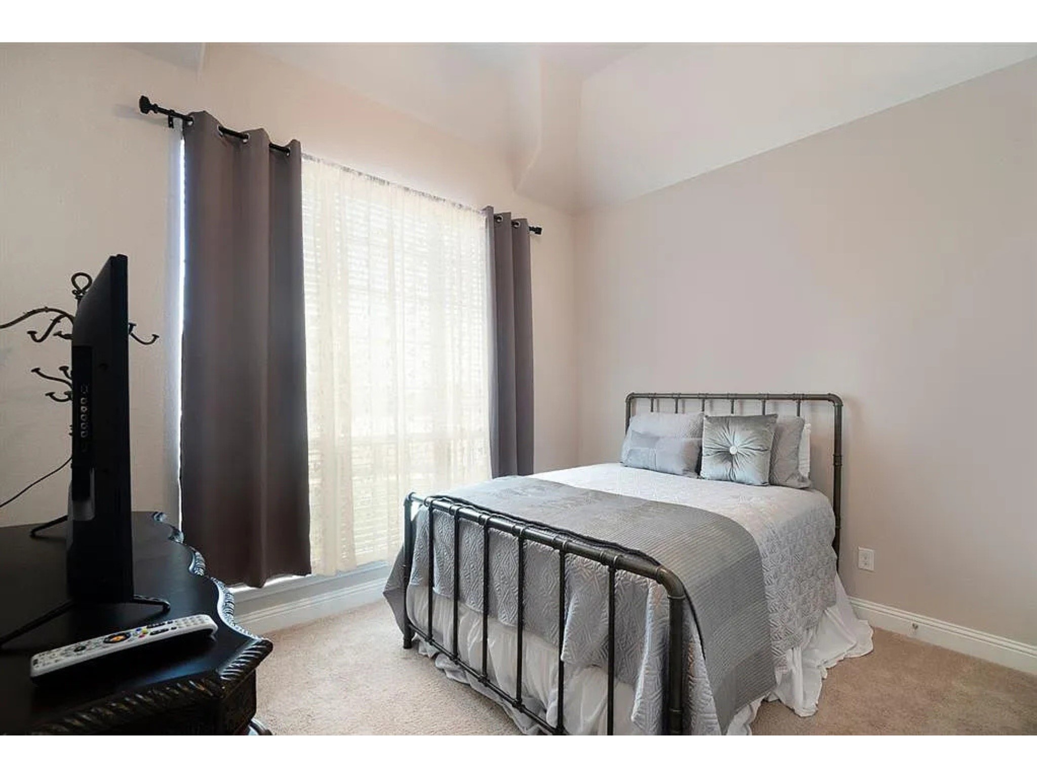 744 Shadow River Drive