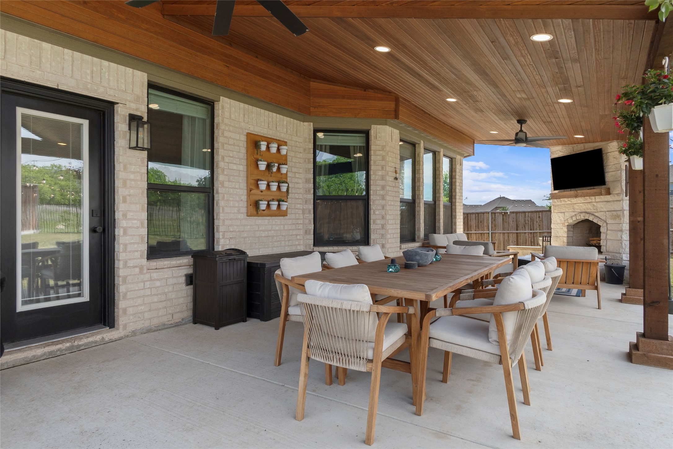 101 Mossy Oak Trail