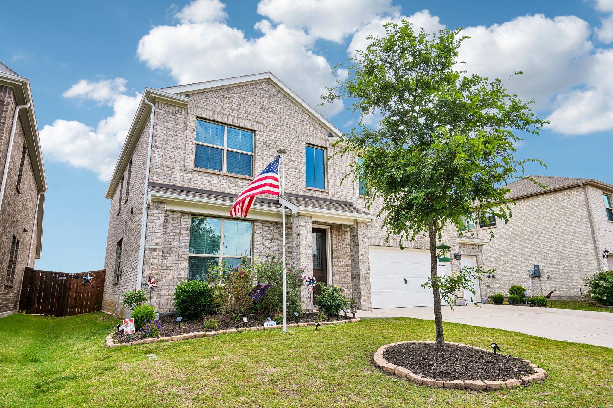 3212 Grande View