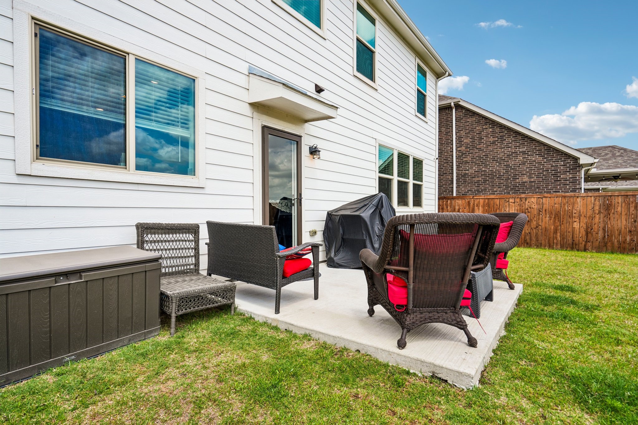 3212 Grande View