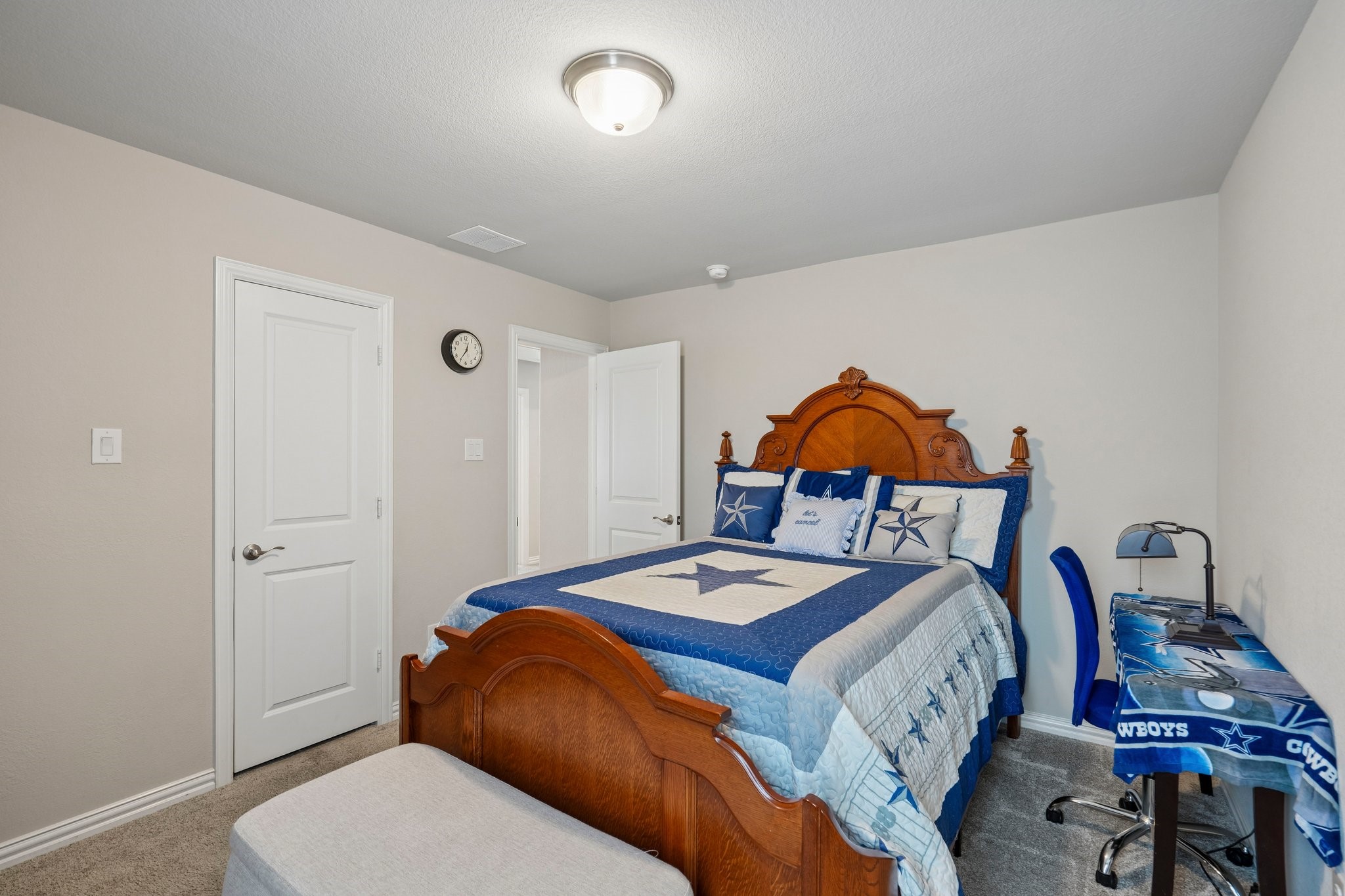 3212 Grande View